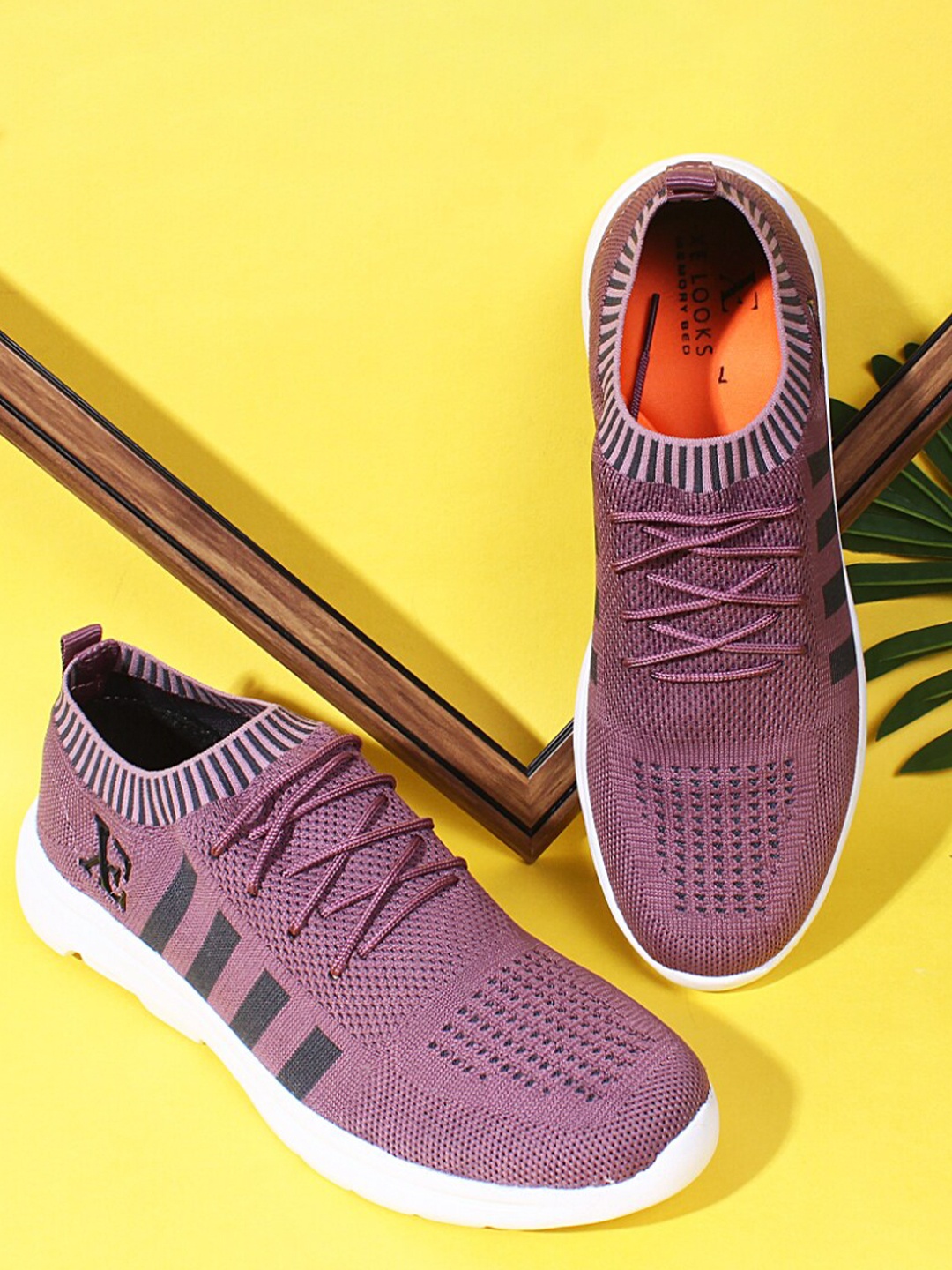

XE Looks Men Purple Mesh Walking Shoes