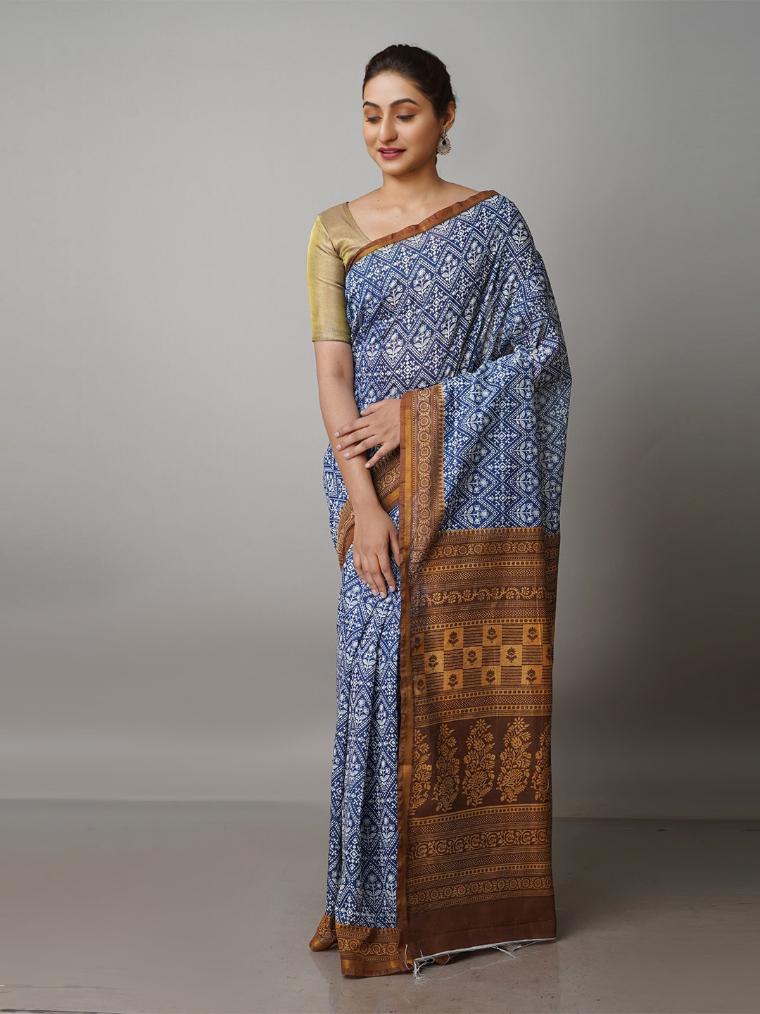 

Unnati Silks Ethnic Motifs Silk Cotton Chanderi Saree, Navy blue