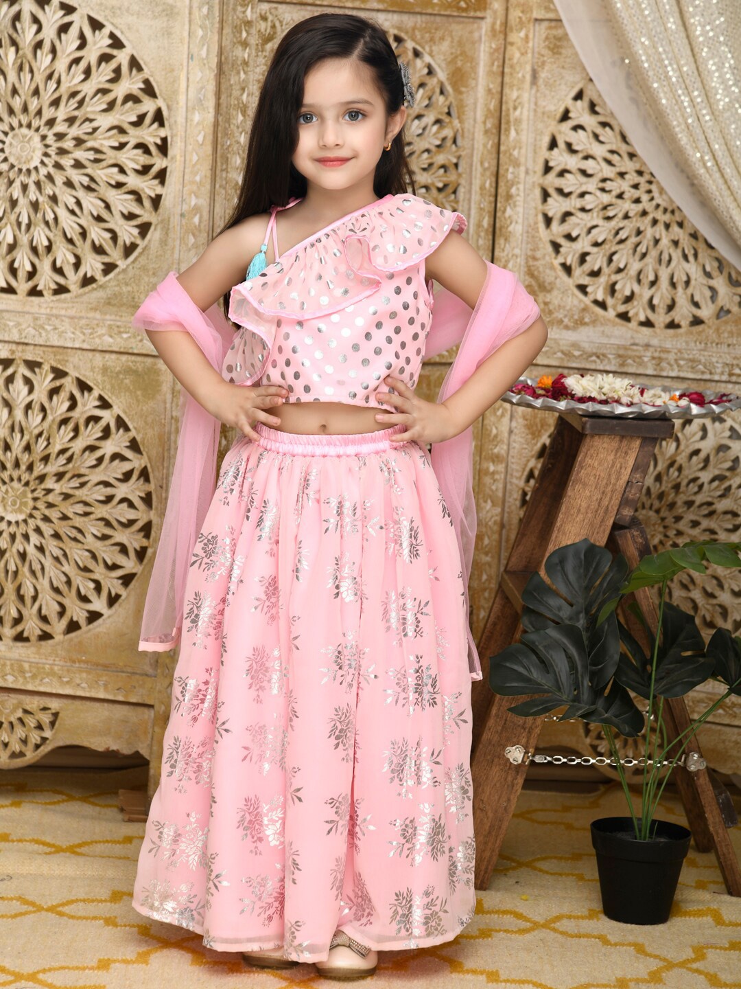 

SAKA DESIGNS Girls Printed Ready to Wear Lehenga & Blouse With Dupatta, Pink