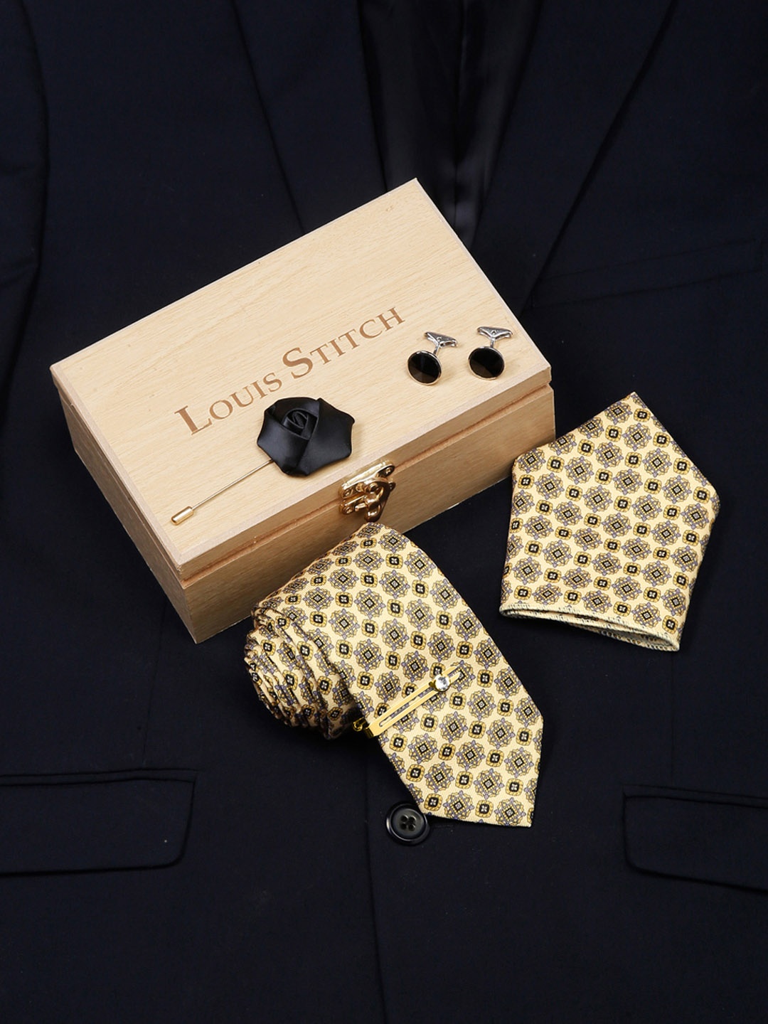 

LOUIS STITCH Men Italian Silk Formal Accessory Gift Set, Cream