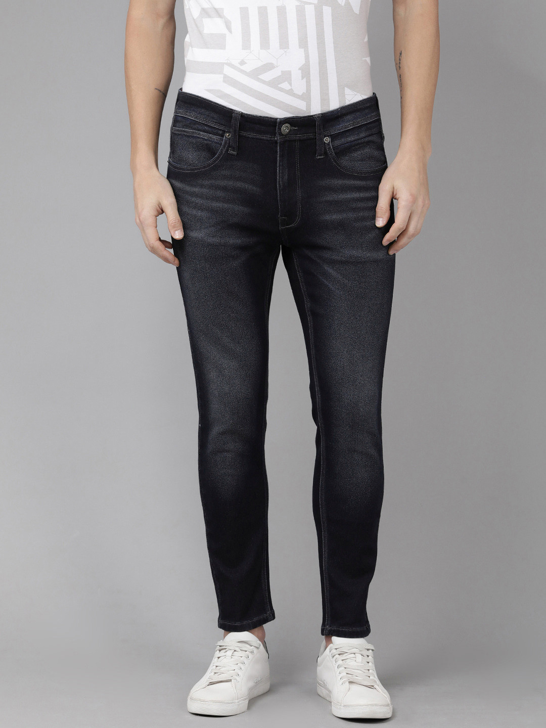 

BEAT LONDON by PEPE JEANS Men Skinny Fit Light Fade Stretchable Jeans, Black