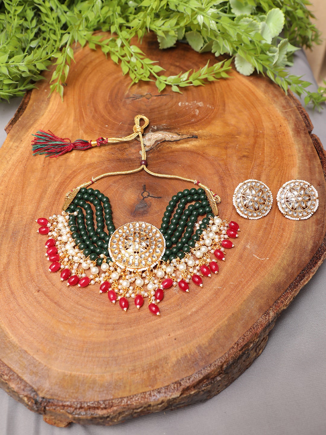 

Swarajshop Gold-Plated Kundan Studded & Pearls Studded Jewellery Set