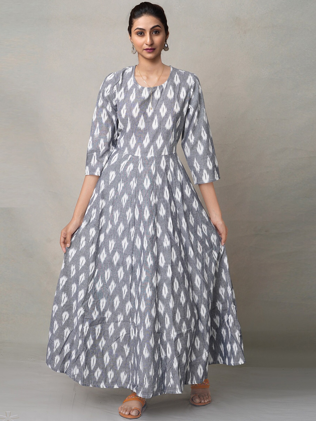 

Unnati Silks Geometric Printed Handloom Cotton Anarkali Kurta, Grey