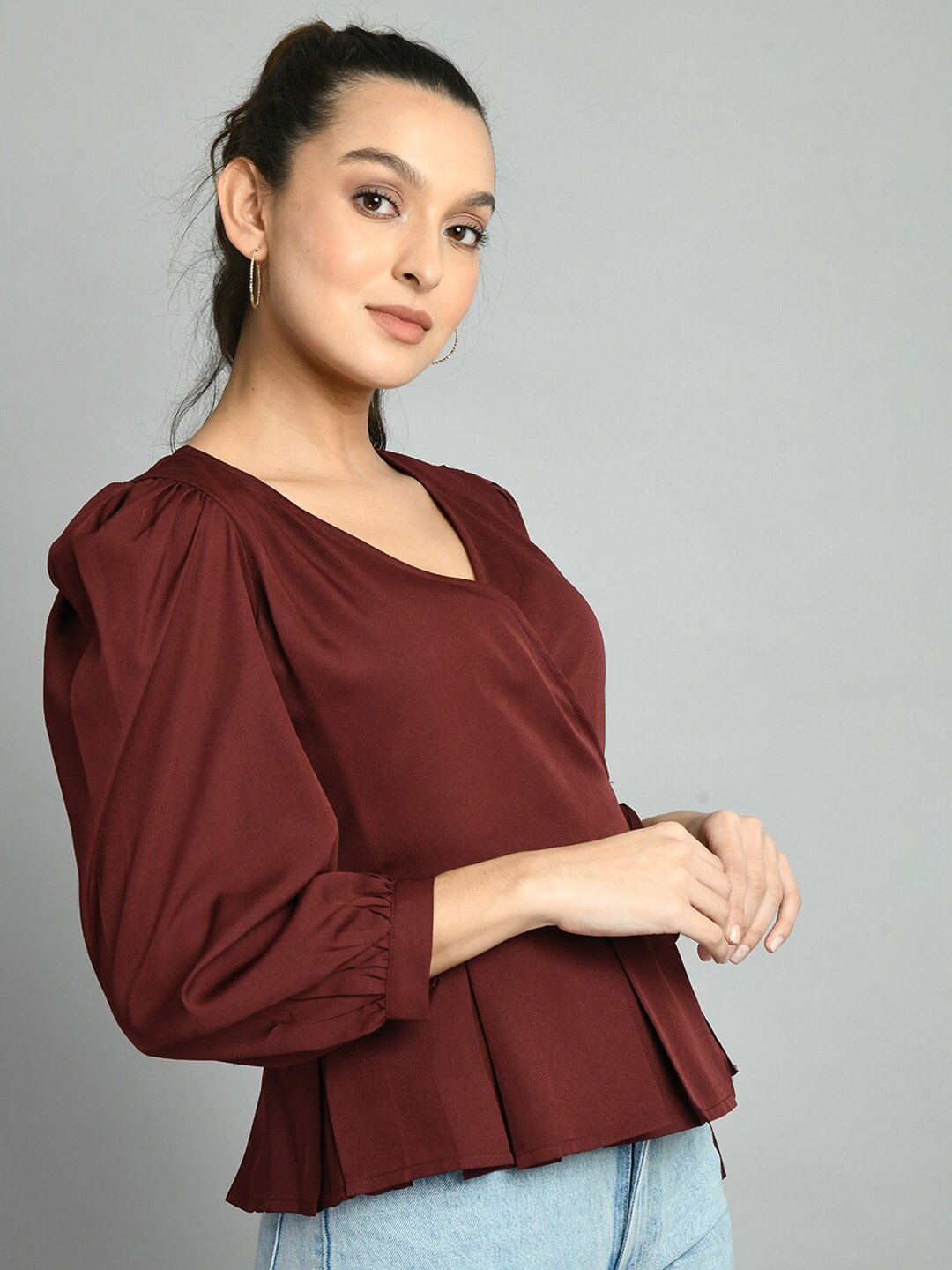 

PRETTY LOVING THING Bishop Sleeves Wrap Top, Maroon