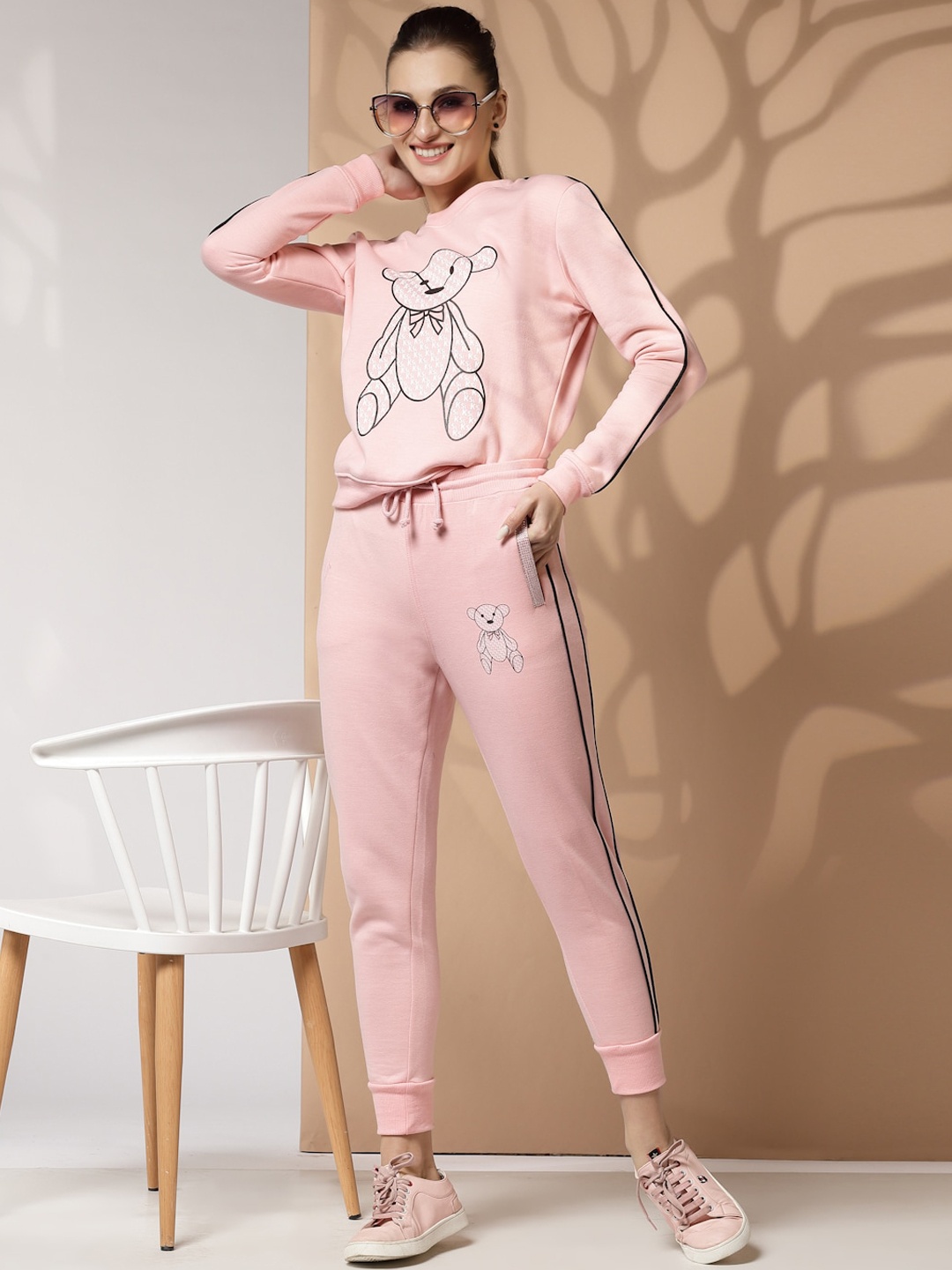 

KASSUALLY Women Printed Tracksuit, Pink