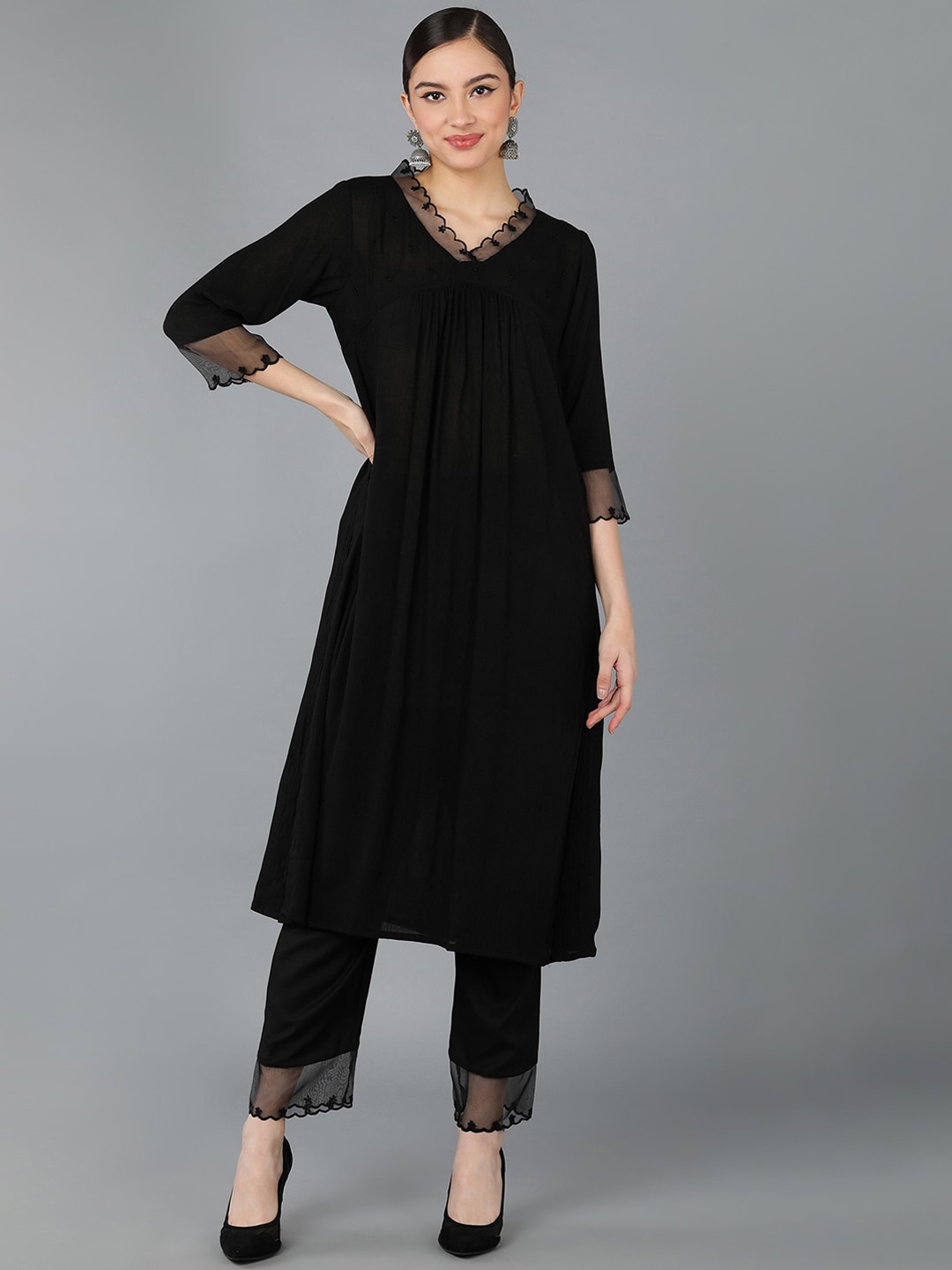 

Senyora Women Kurta with Trousers, Black