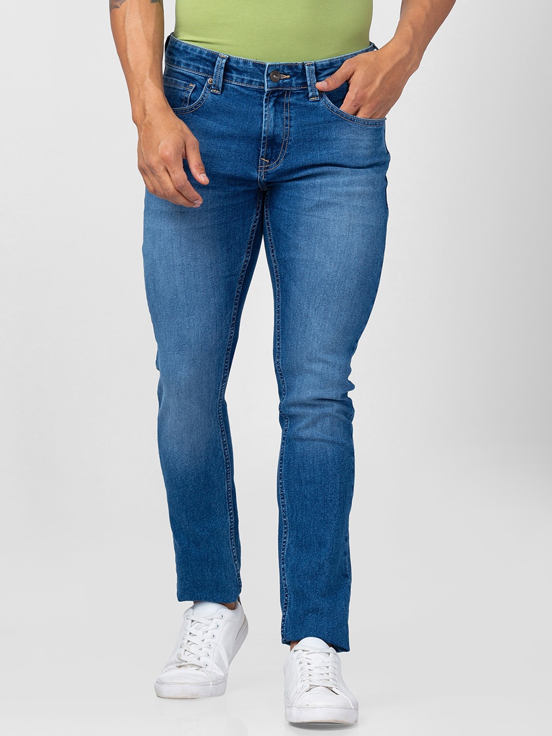 

SPYKAR Men Slim Fit Low-Rise Heavy Fade Cotton Jeans, Blue