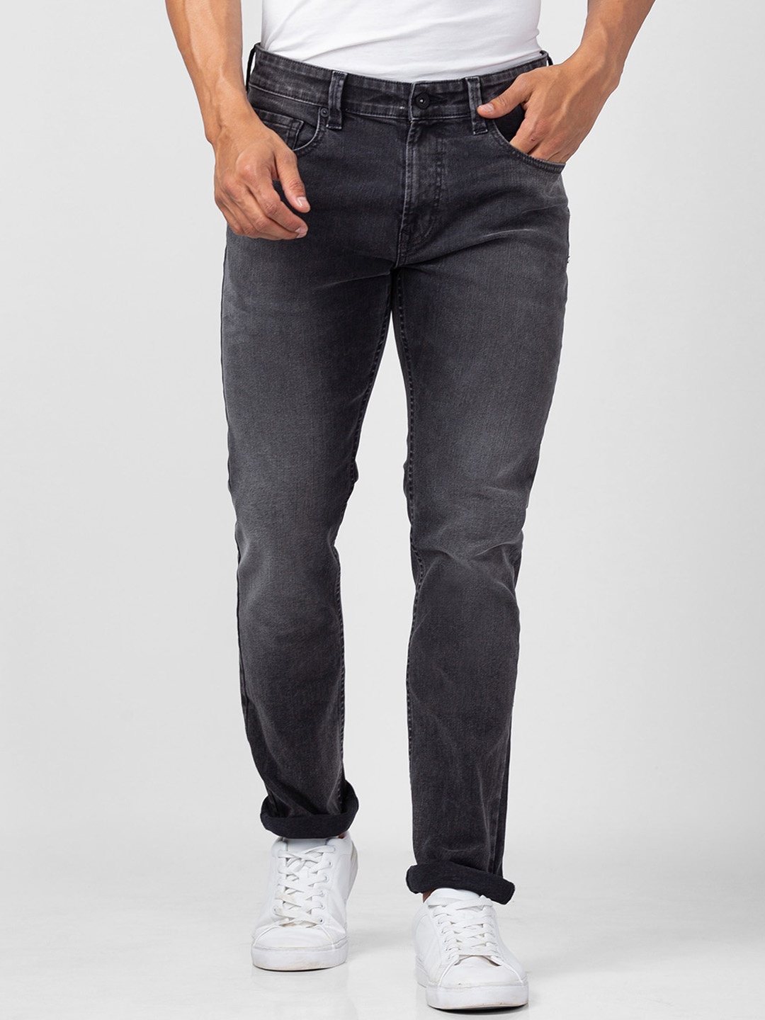 

SPYKAR Men Relaxed Fit Light Fade Cotton Jeans, Grey