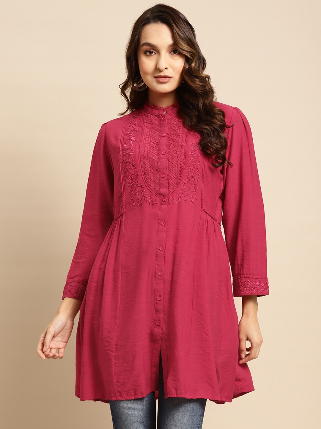 

Lakshita Viscose Rayon Mandarin Collar Tunic, Red