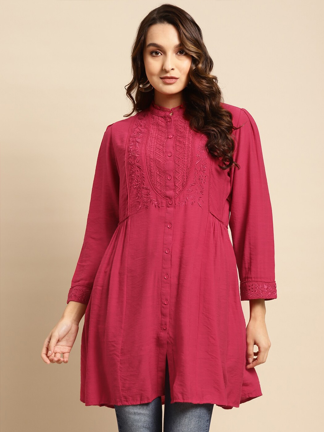 

Lakshita Viscose Rayon Mandarin Collar Tunic, Red