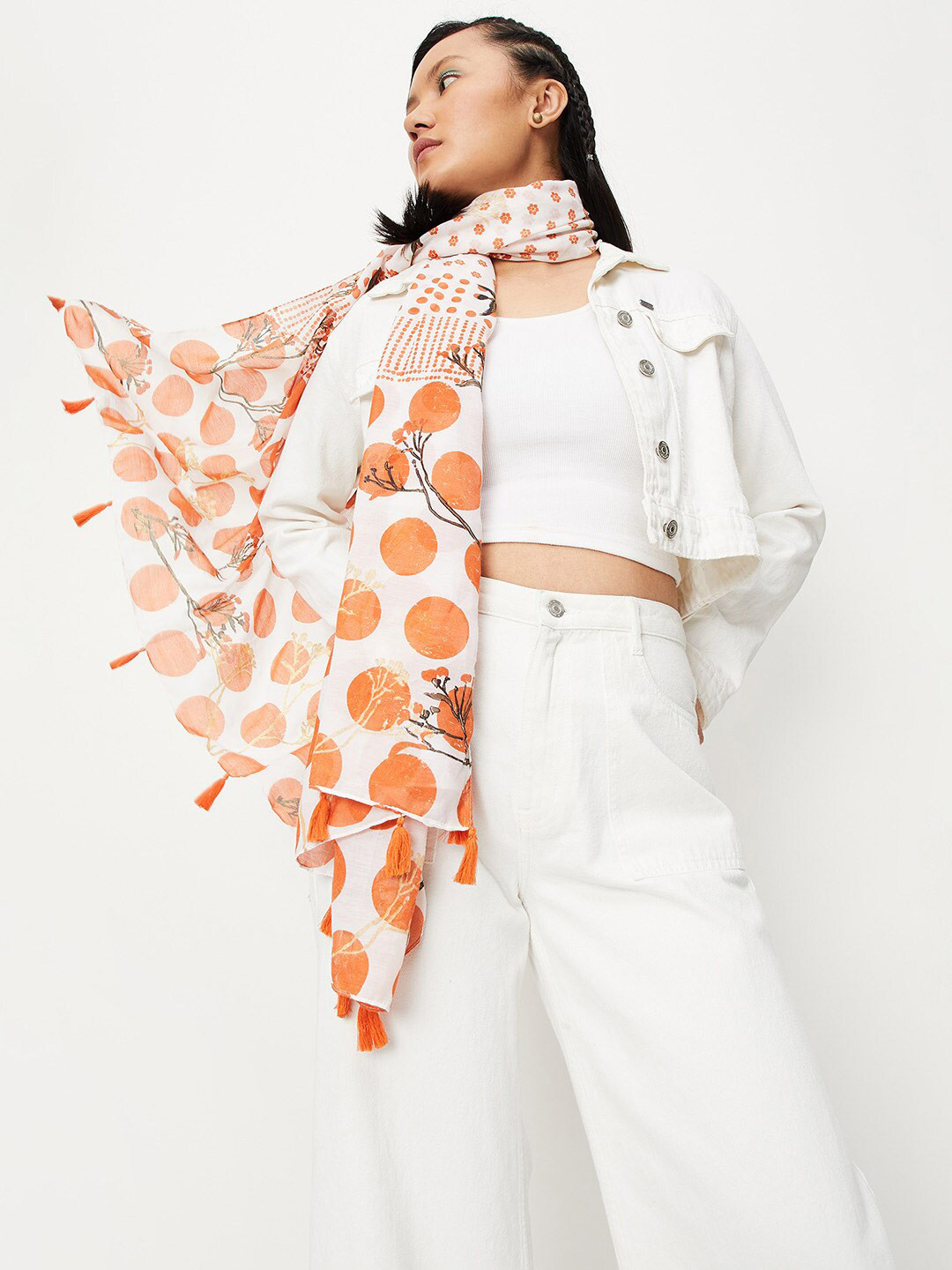 

max Women Printed Tasselled Scarf, White
