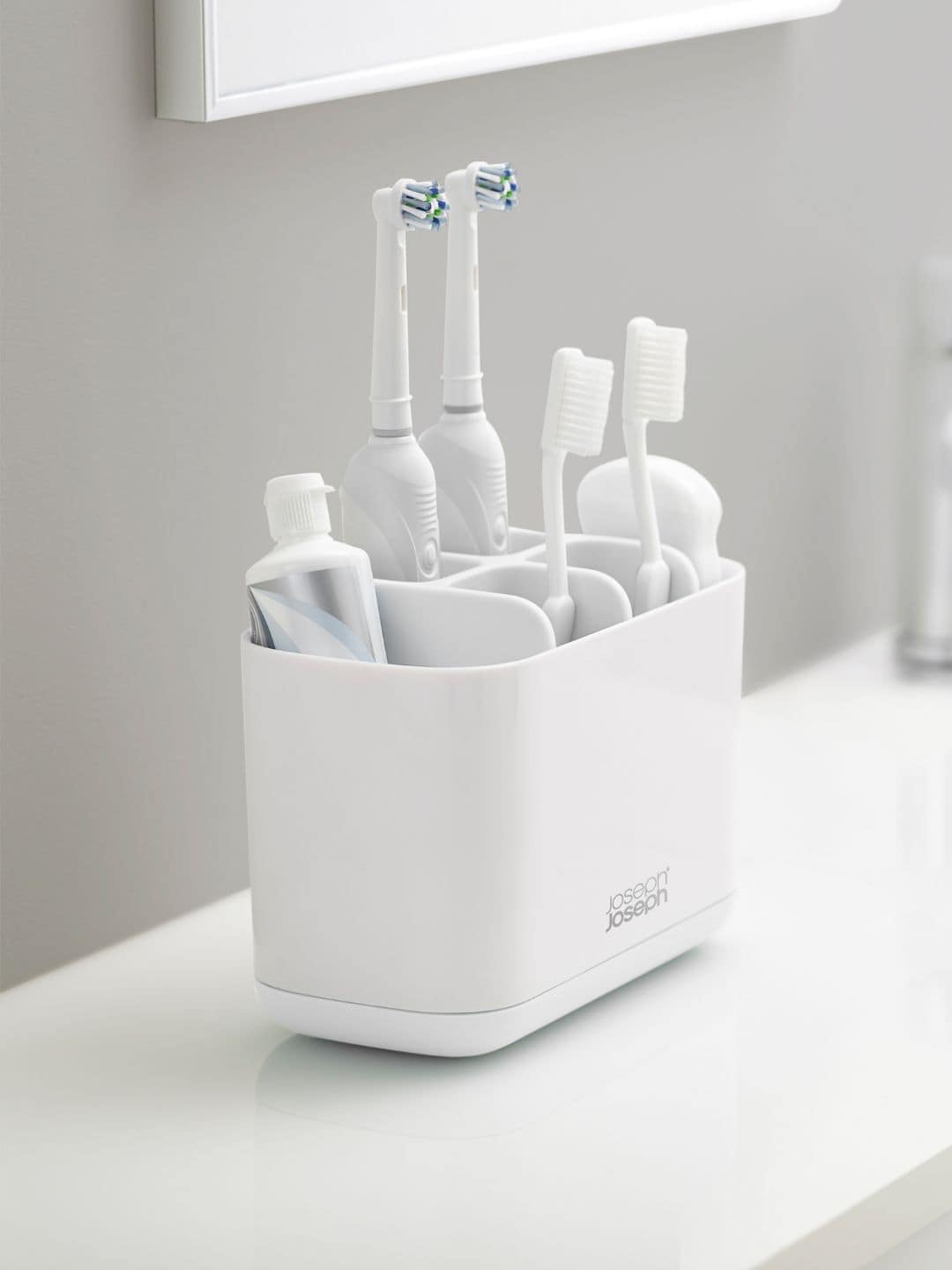 

Joseph Joseph White Easy Store Large Toothbrush Holder