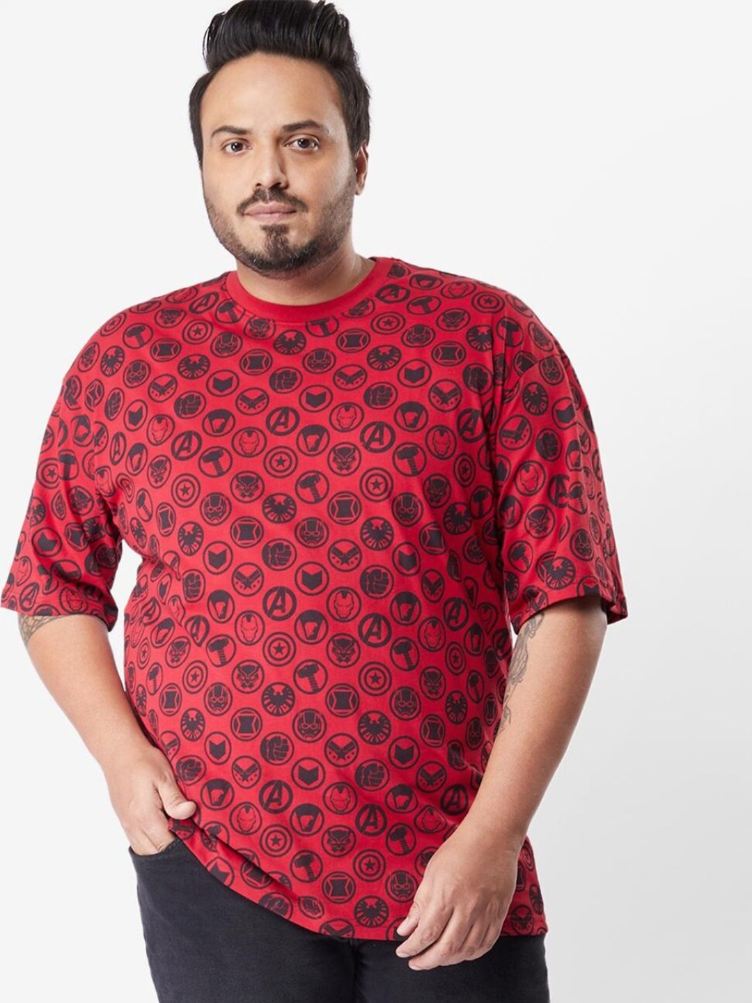 

Bewakoof Plus Men Plus Size Avengers Conversational Printed Cotton T-shirt, Red