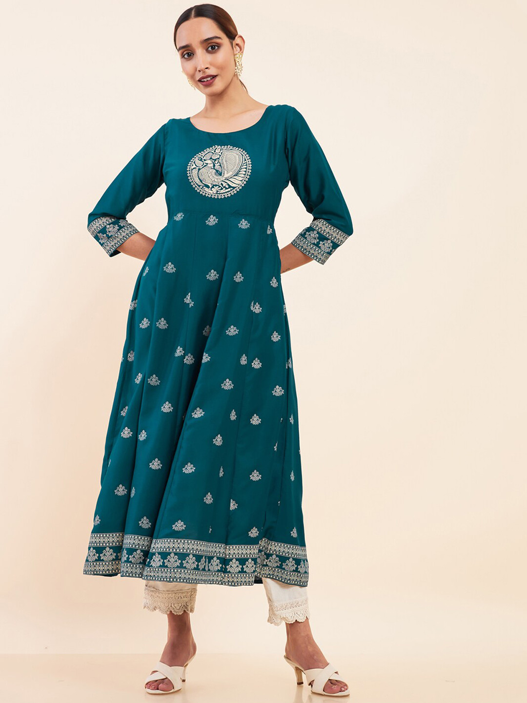 

Maybell Women Ethnic Motifs Printed Anarkali Cotton Kurta, Blue