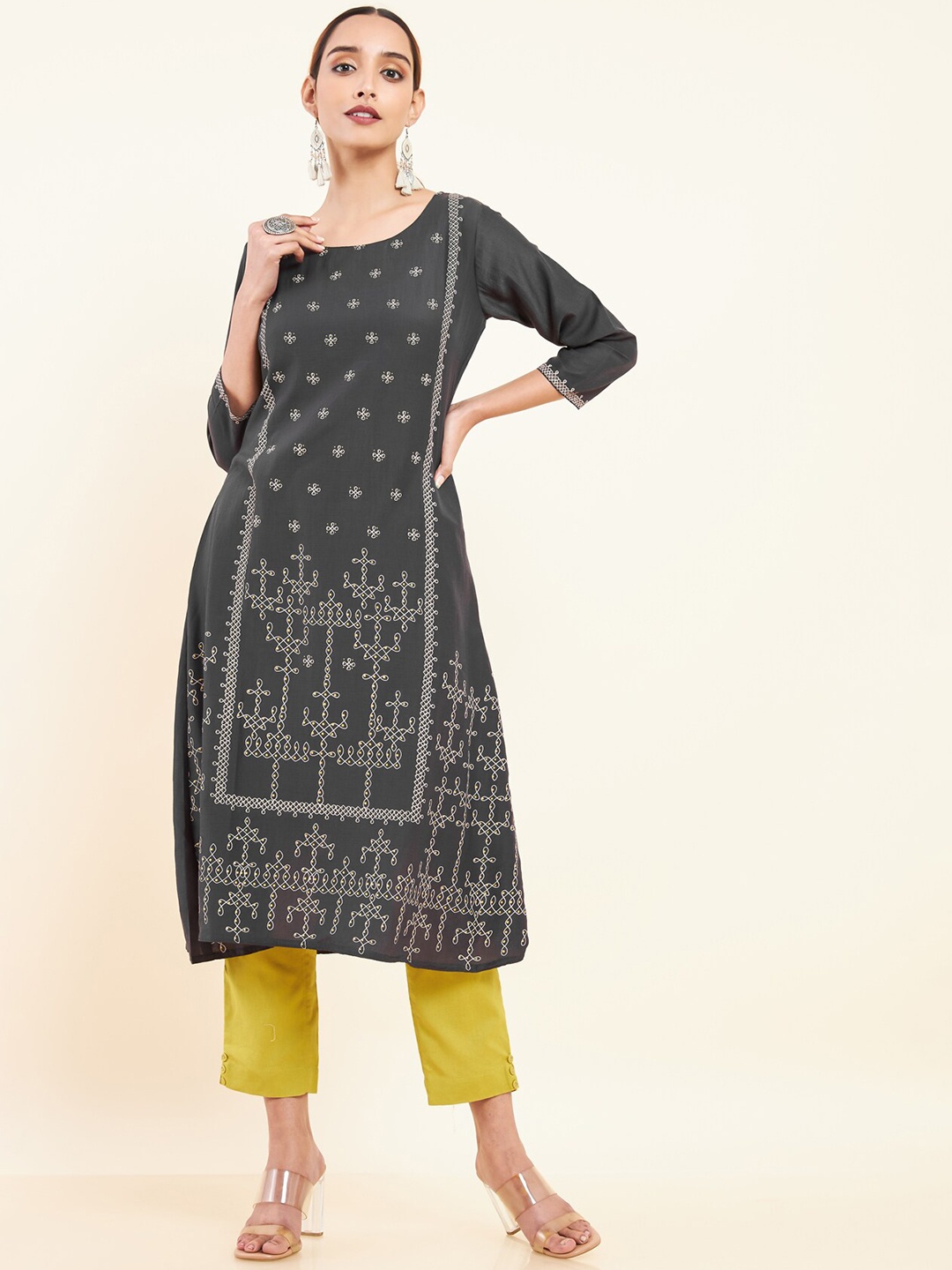 

Maybell Women Ethnic Motifs Printed Kurta, Grey