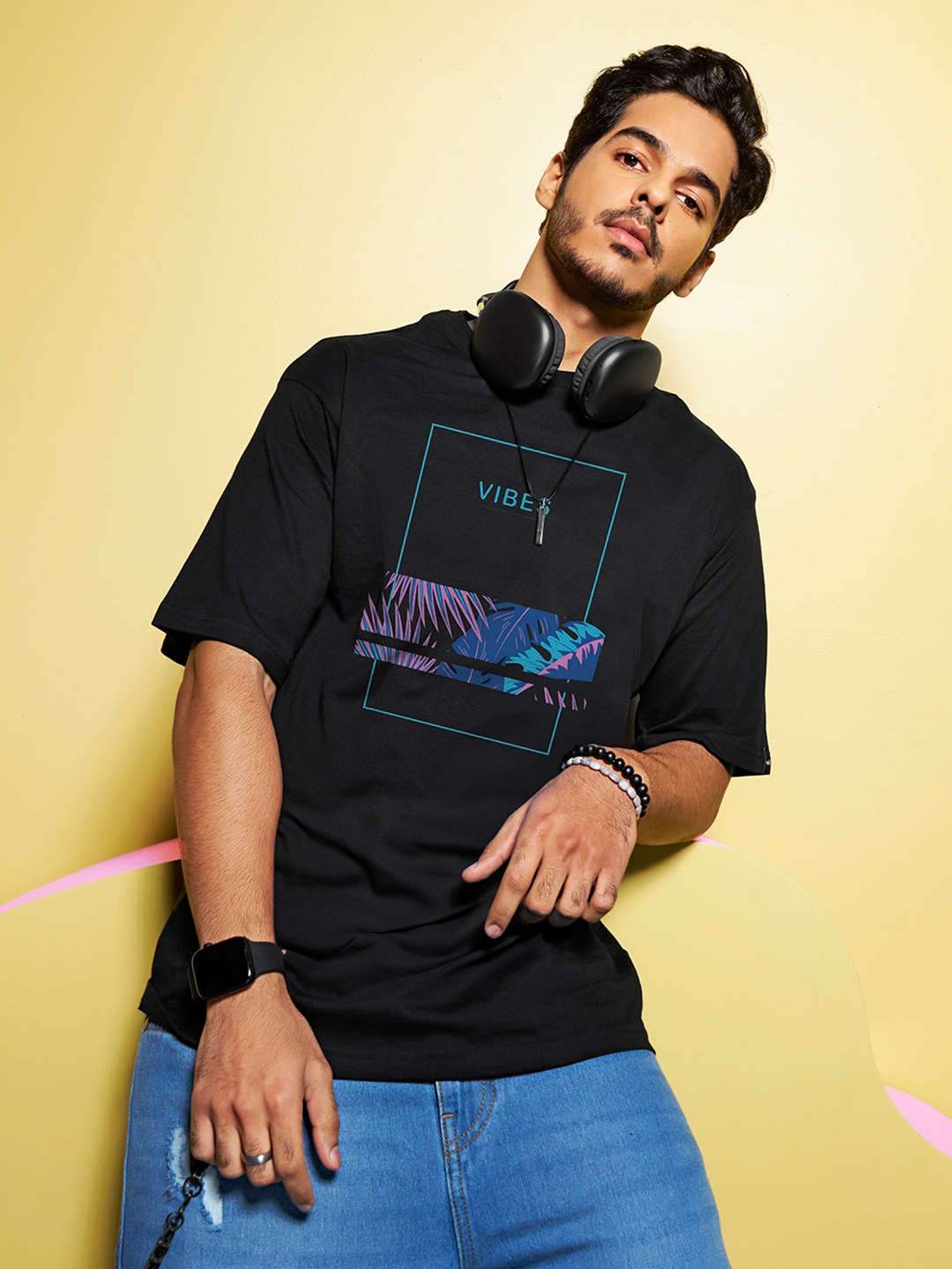 

Bewakoof Men Printed Tropical Oversize Cotton T-shirt, Black