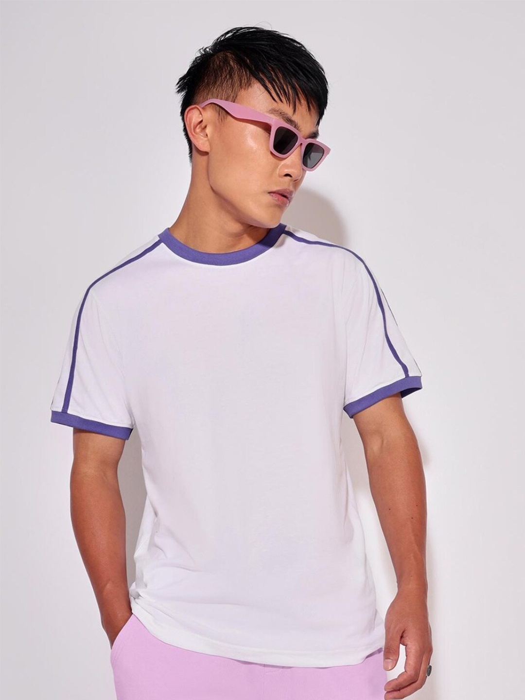 

Bewakoof Men Solid Cotton T-shirt, White