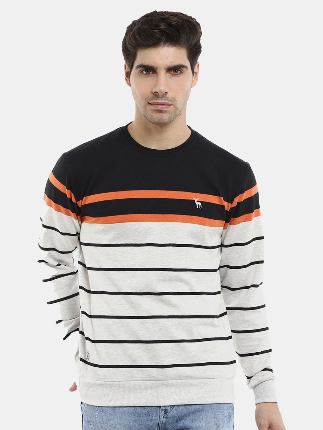 

V-Mart Men Striped Fleece Sweatshirt, Grey