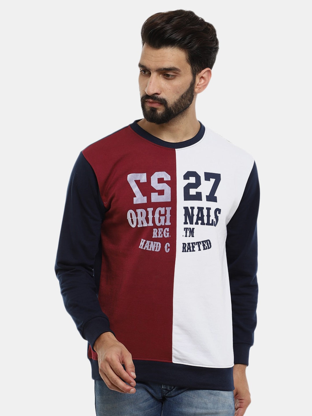 

V-Mart Men Colourblocked Fleece Sweatshirt, Navy blue