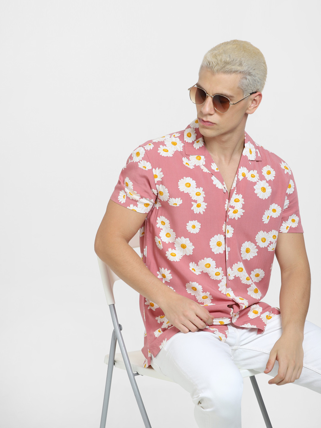 

Jack & Jones Men Floral Printed Casual Shirt, Pink