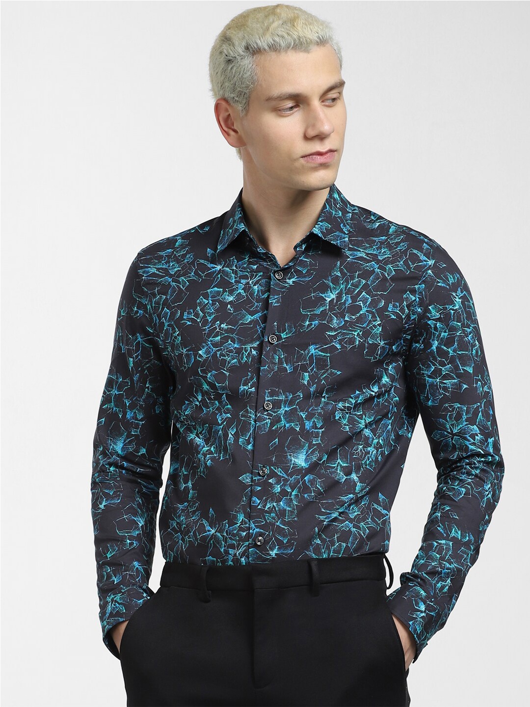 

Jack & Jones Men Slim Fit Printed Casual Cotton Shirt, Black