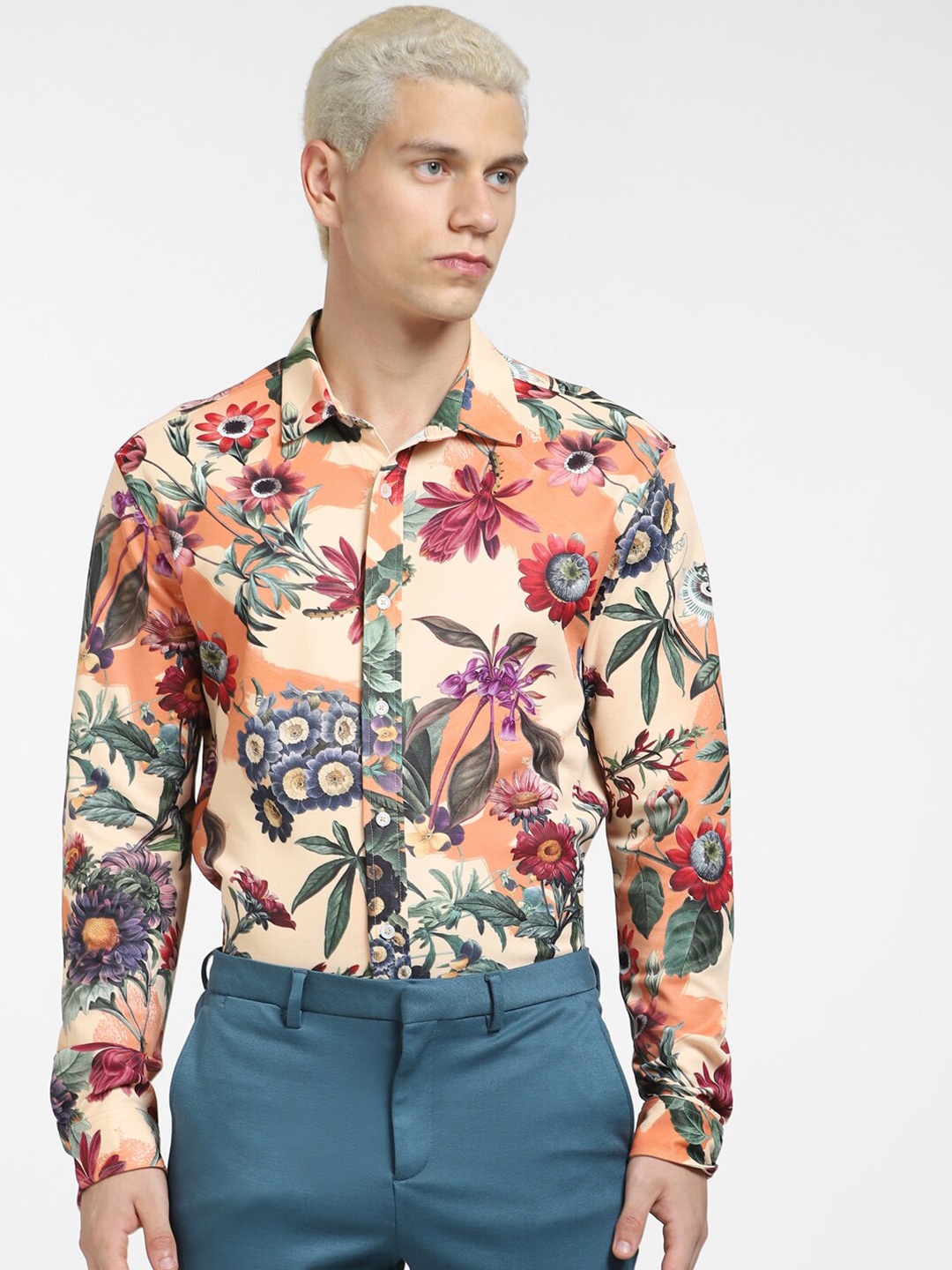 

Jack & Jones Men Slim Fit Floral Printed Casual Cotton Shirt, Beige