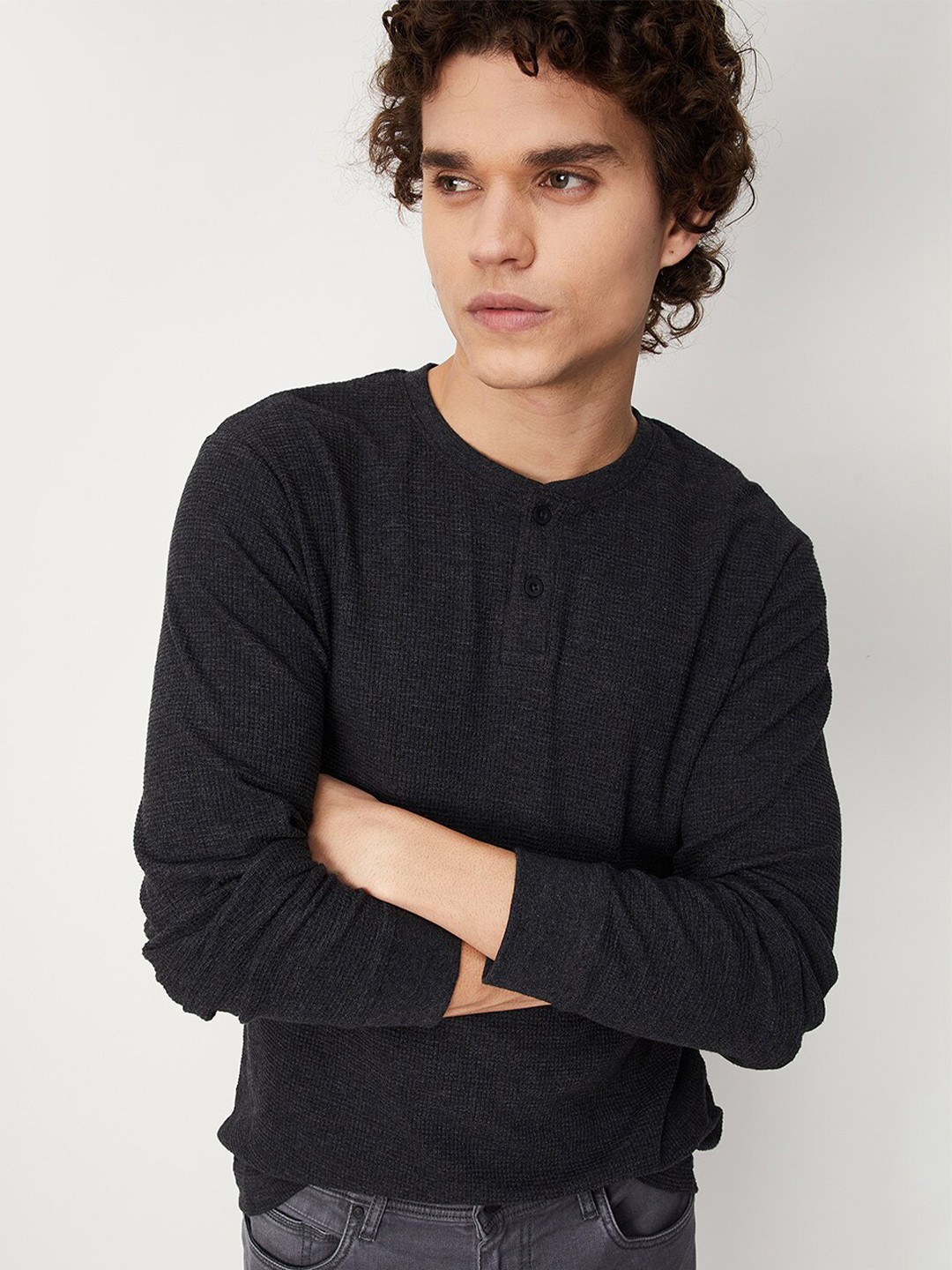 

max Men Henley Neck Cotton T-shirt, Grey