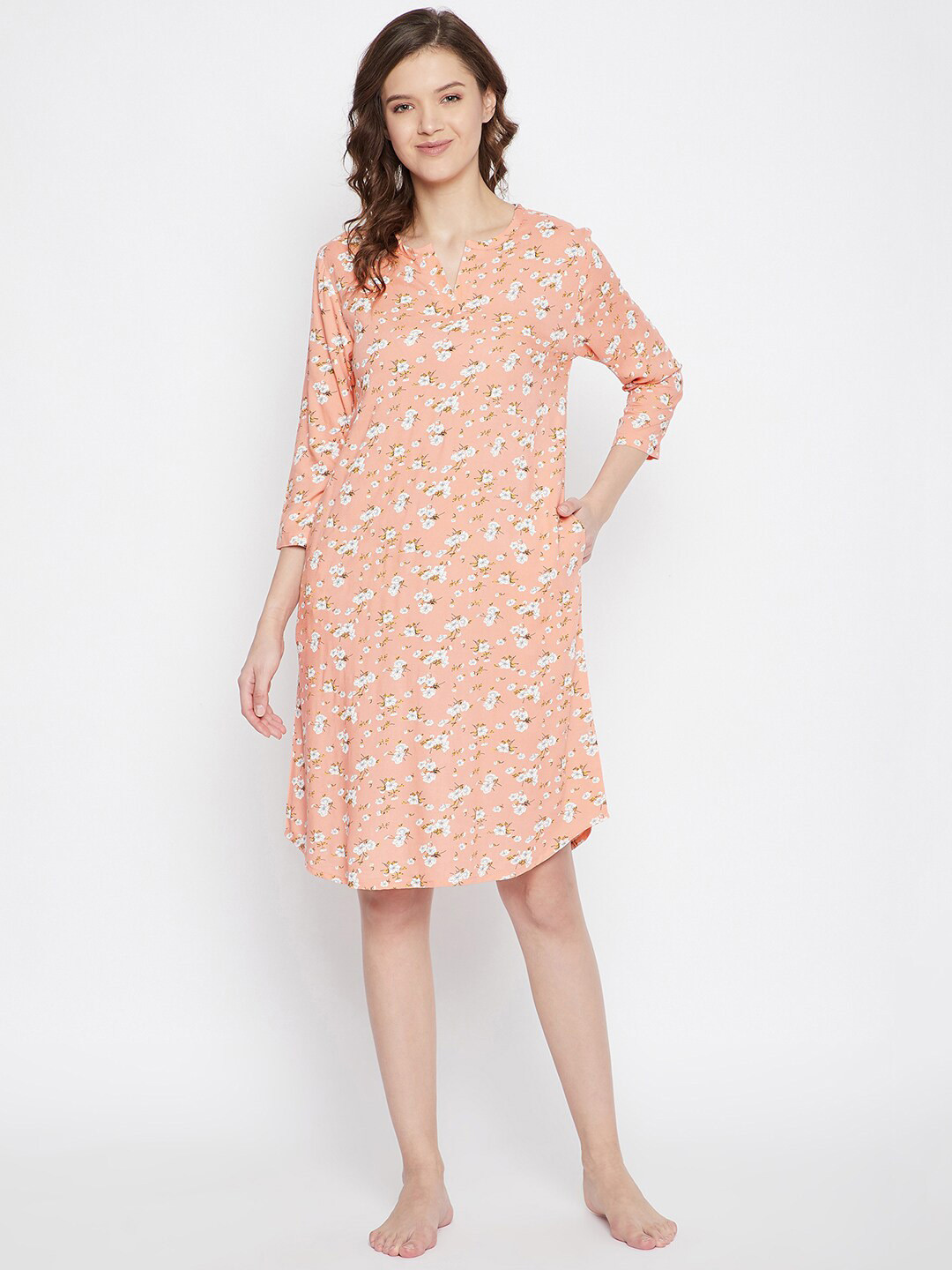 

Hypernation Women Floral Printed Nightdress, Peach