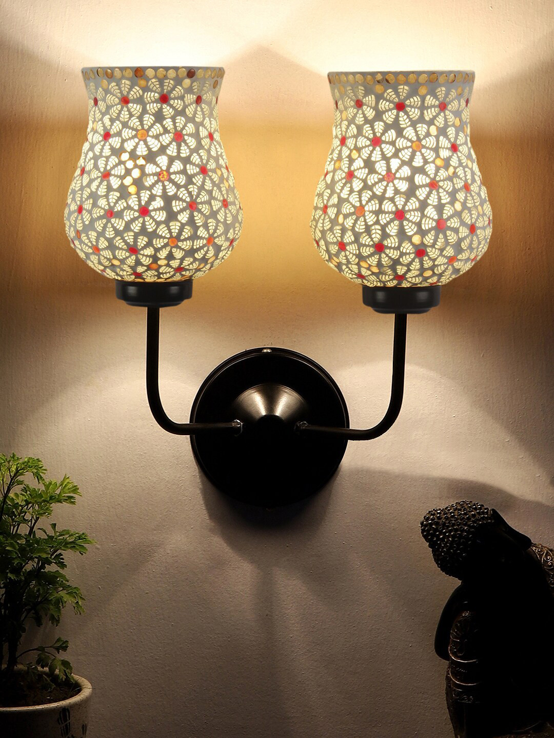 

Devansh White & Black Mosaic Textured Glass Wall Mounted Lamp With Iron Base