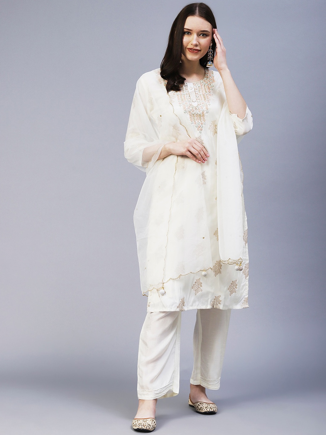 

FASHOR Women Floral Embroidered Kurta with Trousers & With Dupatta, Off white