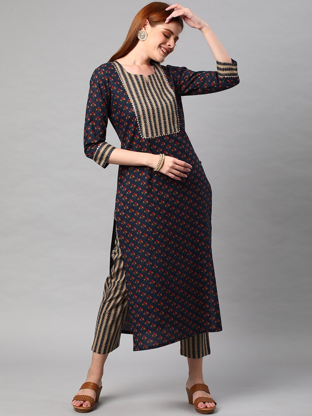 

KALINI Women Ethnic Motifs Printed Kurta with Trousers, Navy blue