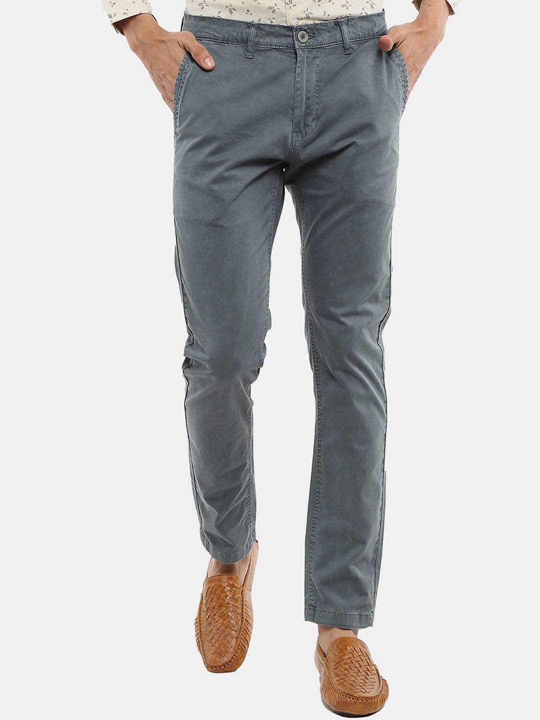 

V-Mart Men Classic Chinos Trousers, Green