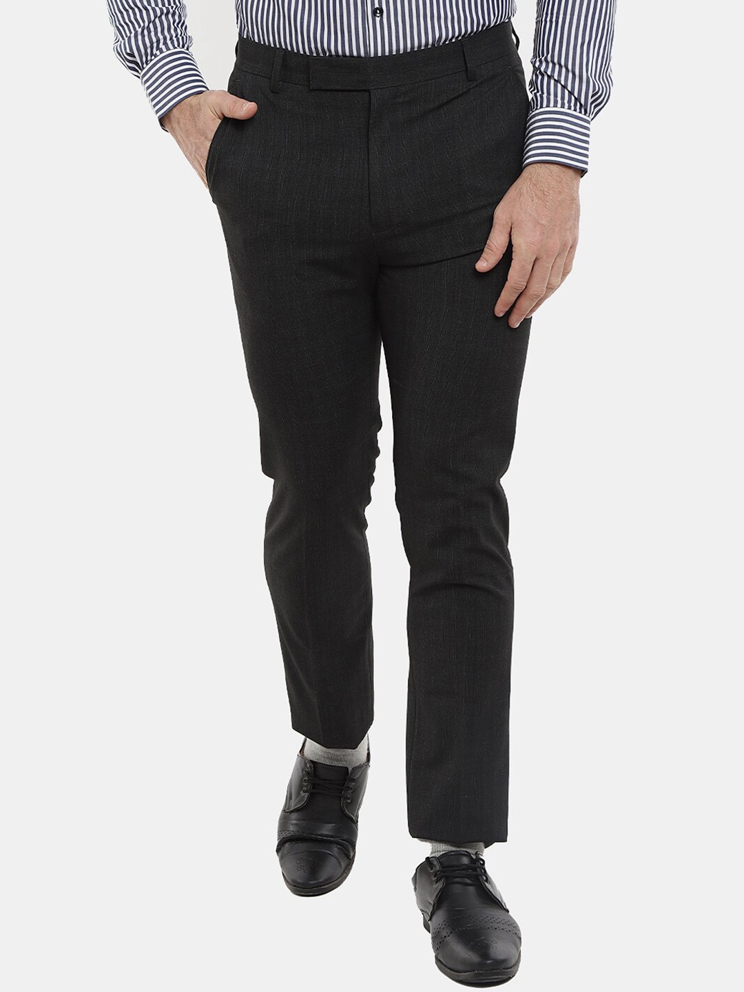 

V-Mart Men Checked Classic Slim Fit Formal Trousers, Black