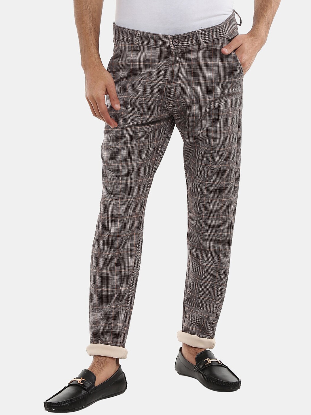 

V-Mart Men Checked Cotton Classic Slim Fit Trousers, Brown