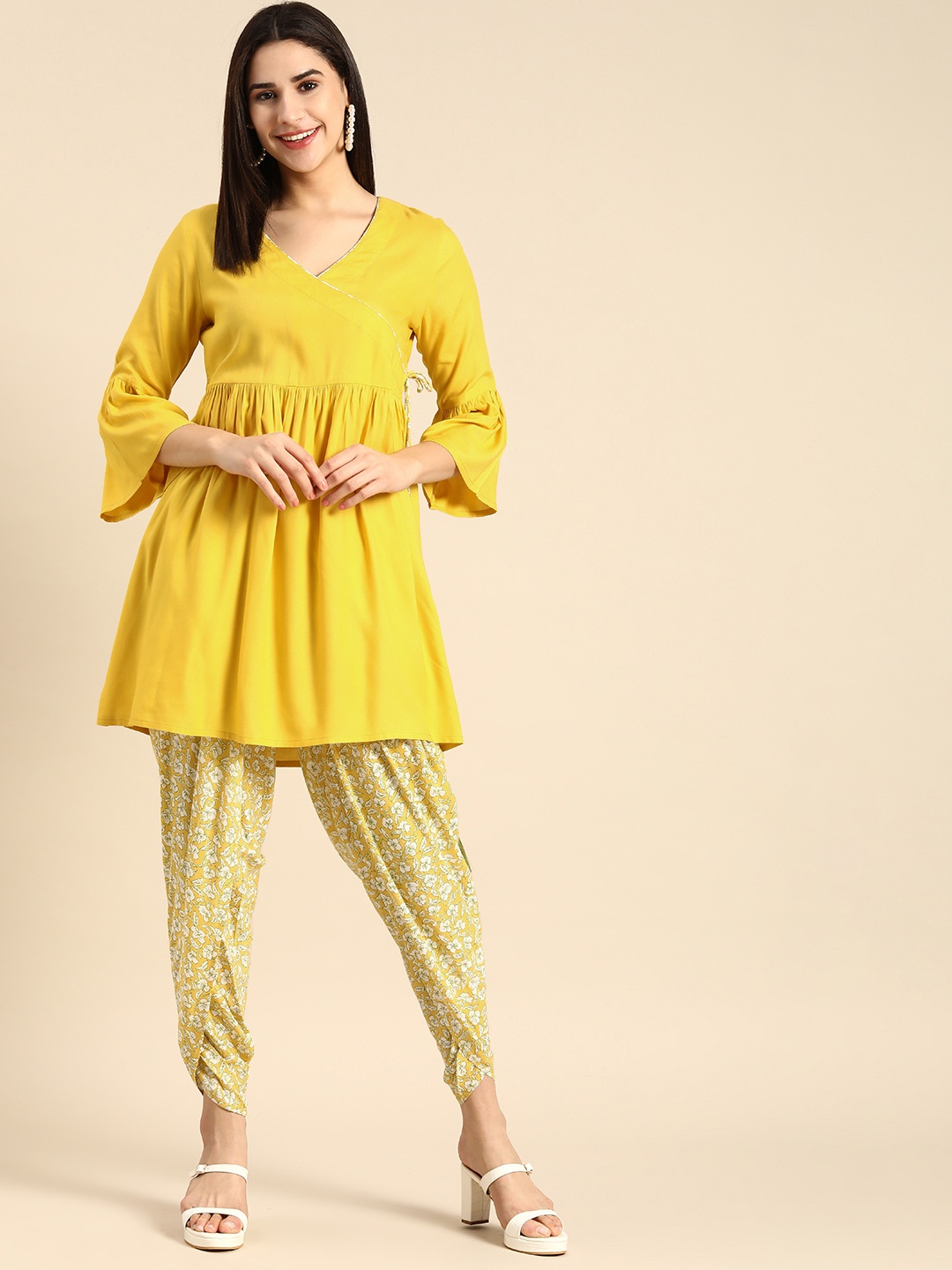

Anouk V-Neck Angrakha Kurti with Floral Dhoti Pants, Yellow