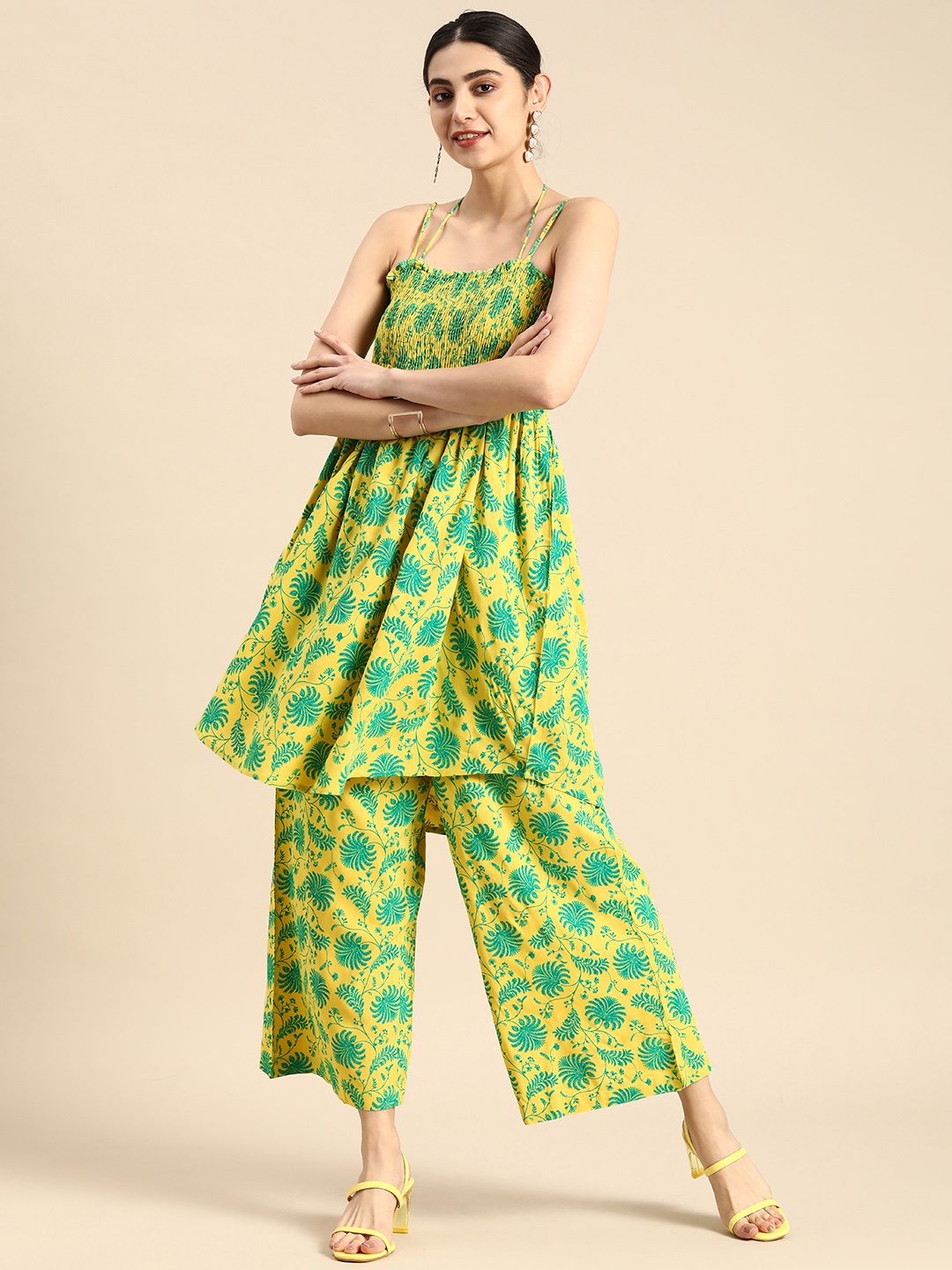 

Anouk Floral Printed Empire Kurta with Palazzos, Yellow