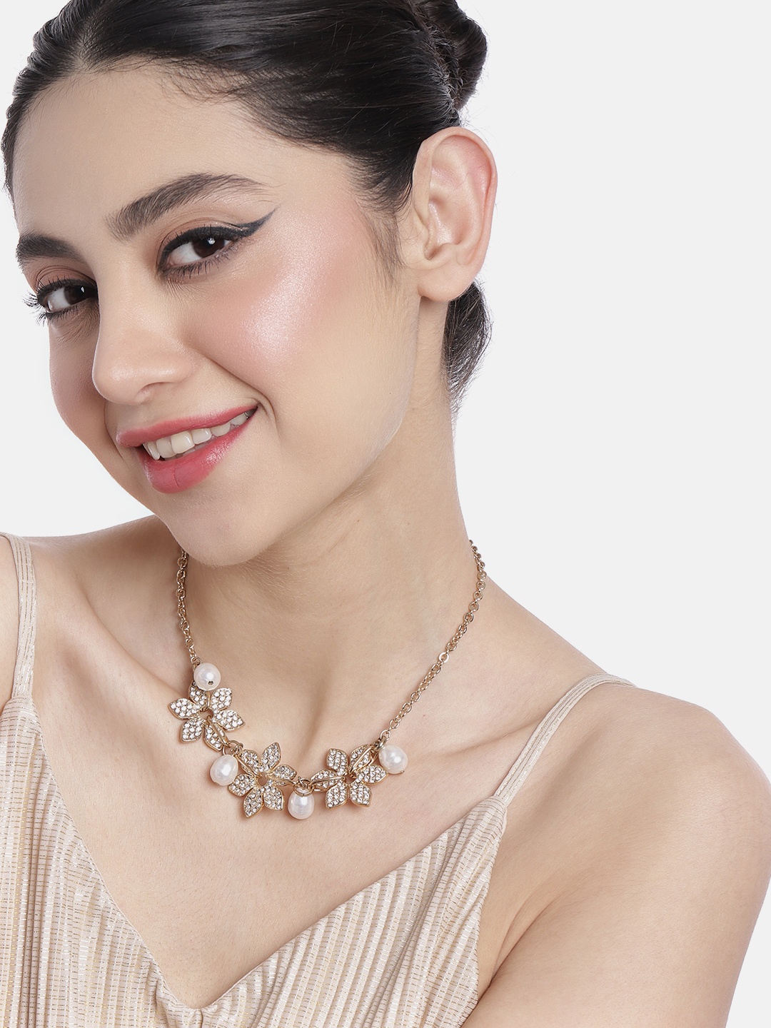 

DressBerry Embellished Floral Shaped Necklace, Gold