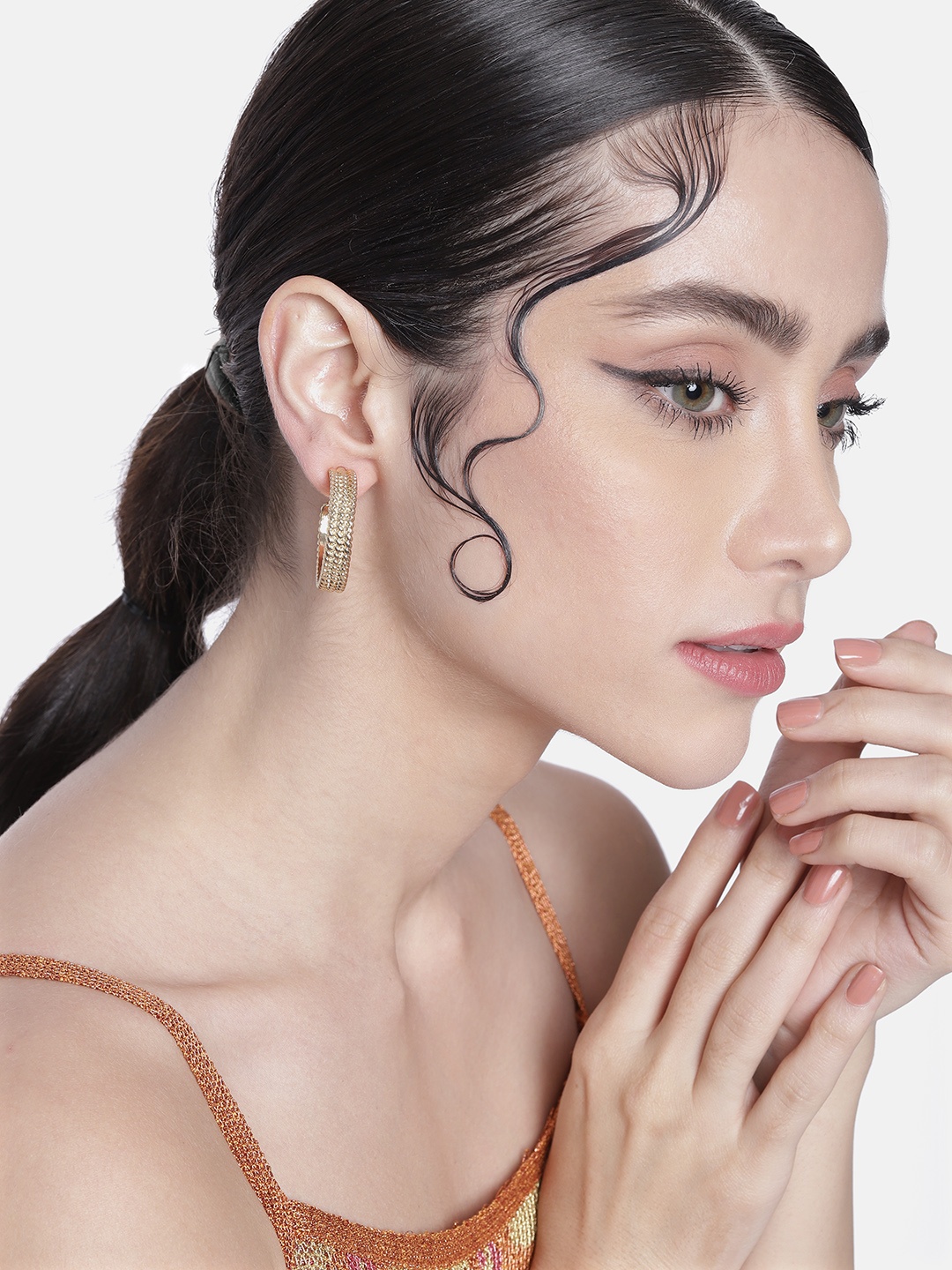 

DressBerry Textured Circular Half Hoop Earrings, Gold