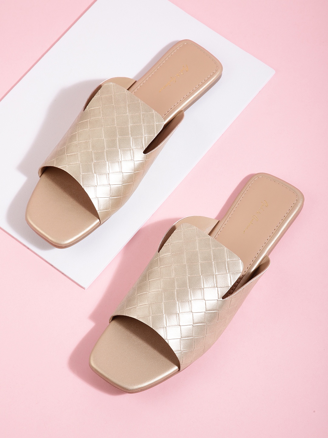 

Mast & Harbour Women Textured Open Toe Flats, Champagne