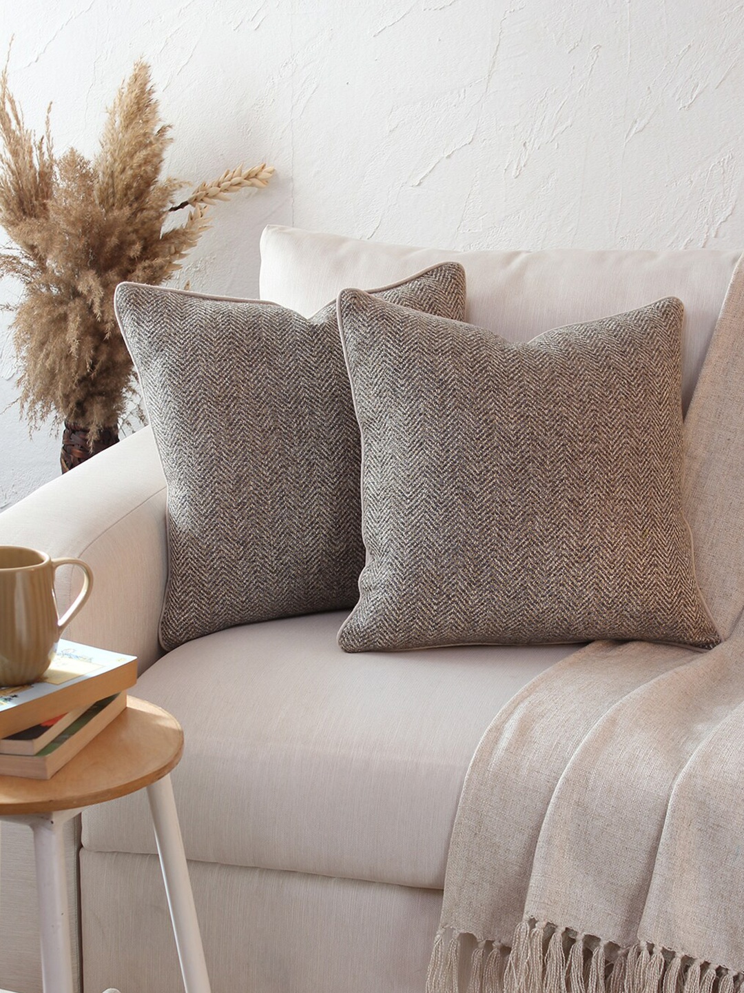 

House This Purvanchal Grey & Gold-Toned Set of 2 Geometric Square Cushion Covers