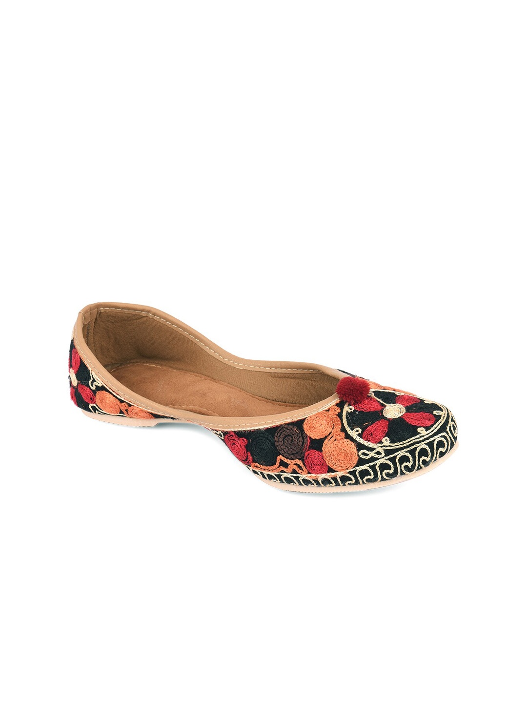 

DESI COLOUR Women Ethnic Mojaris with Embroidered Flats, Black