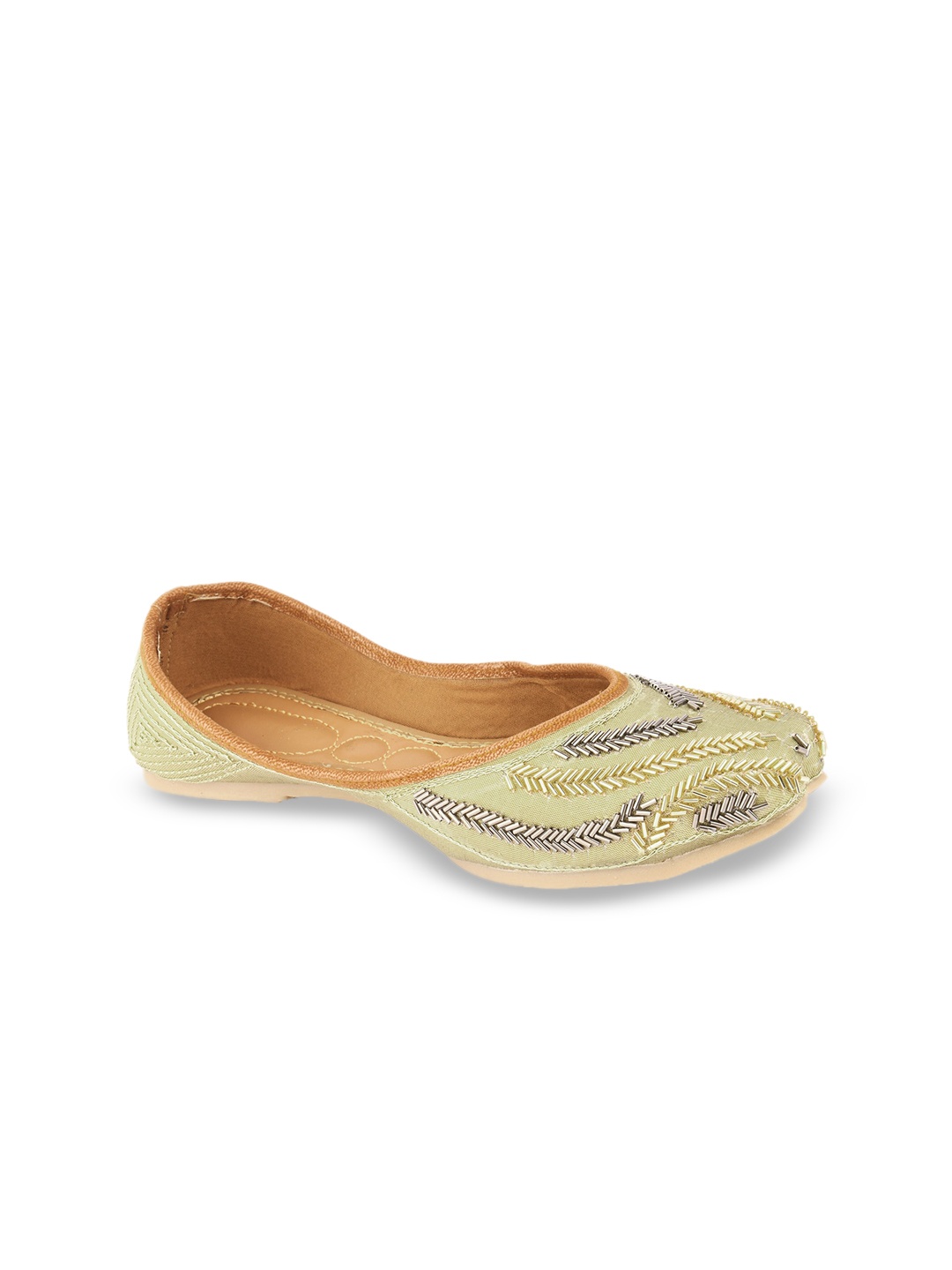 

DESI COLOUR Women Embellished Ethnic Mojaris Flats, Beige