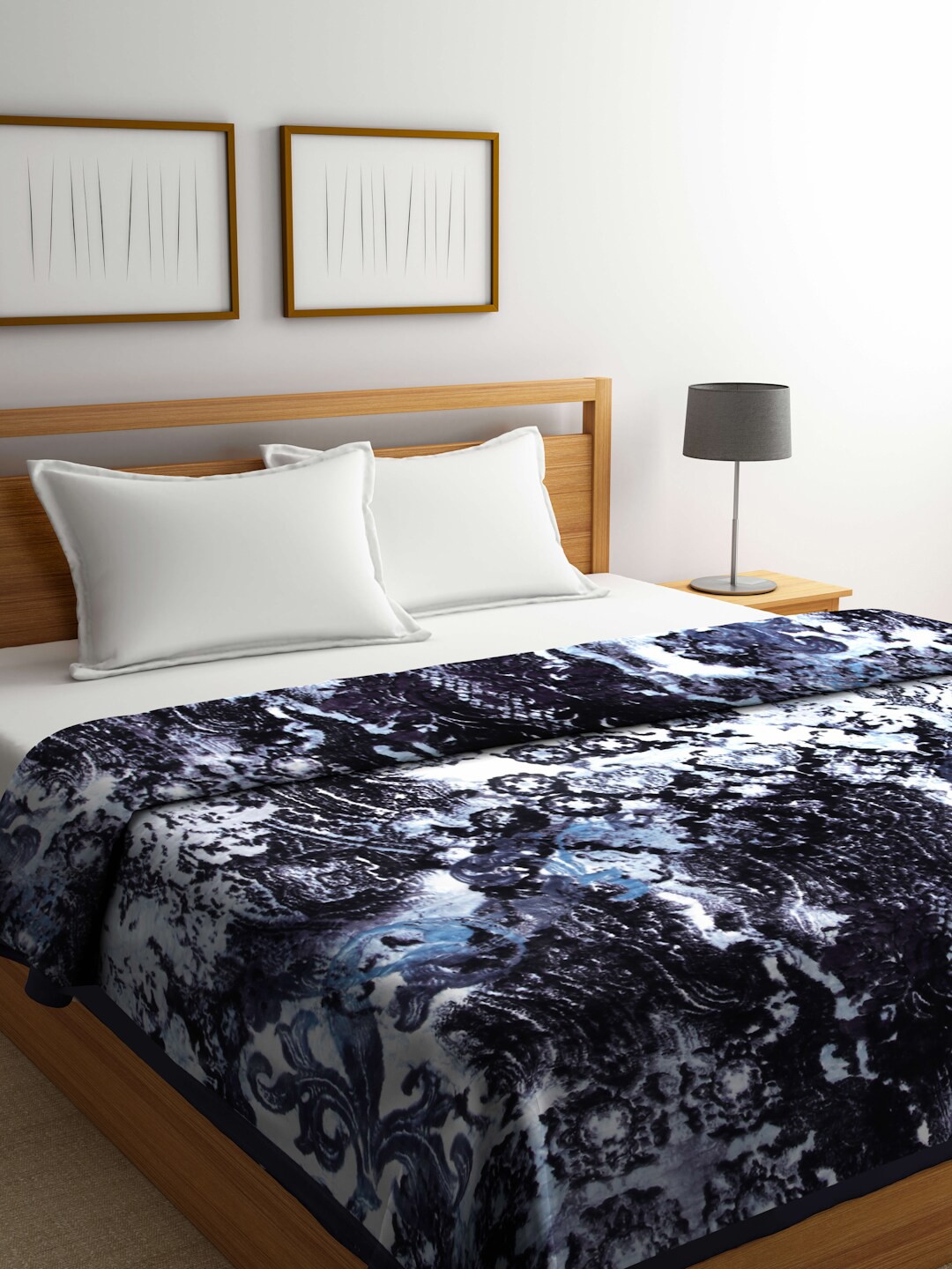 

Arrabi Blue & White Printed 1100 GSM Mild Winter Double Bed Blanket