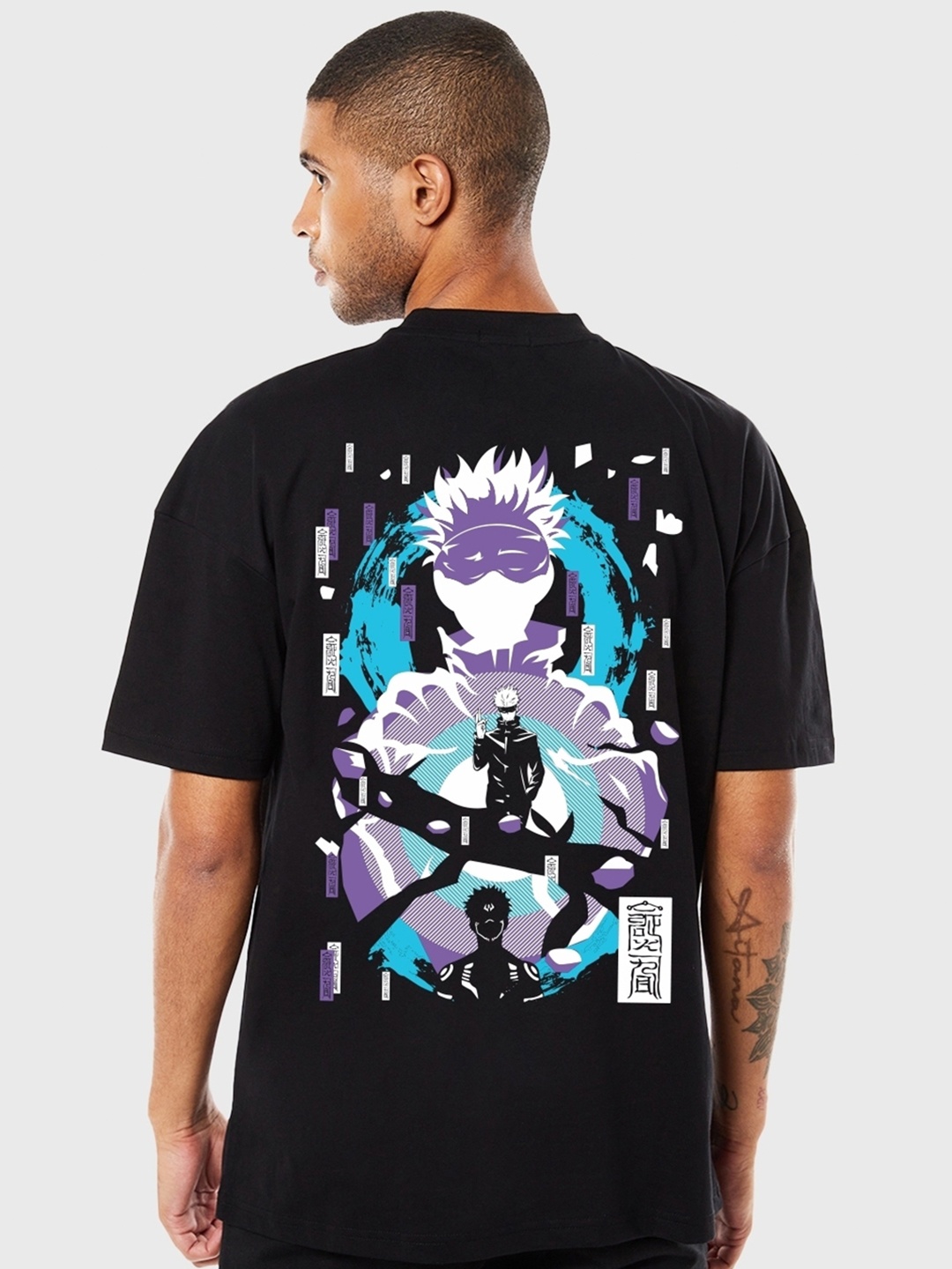 

Bewakoof Men Black Printed Oversize T-shirt