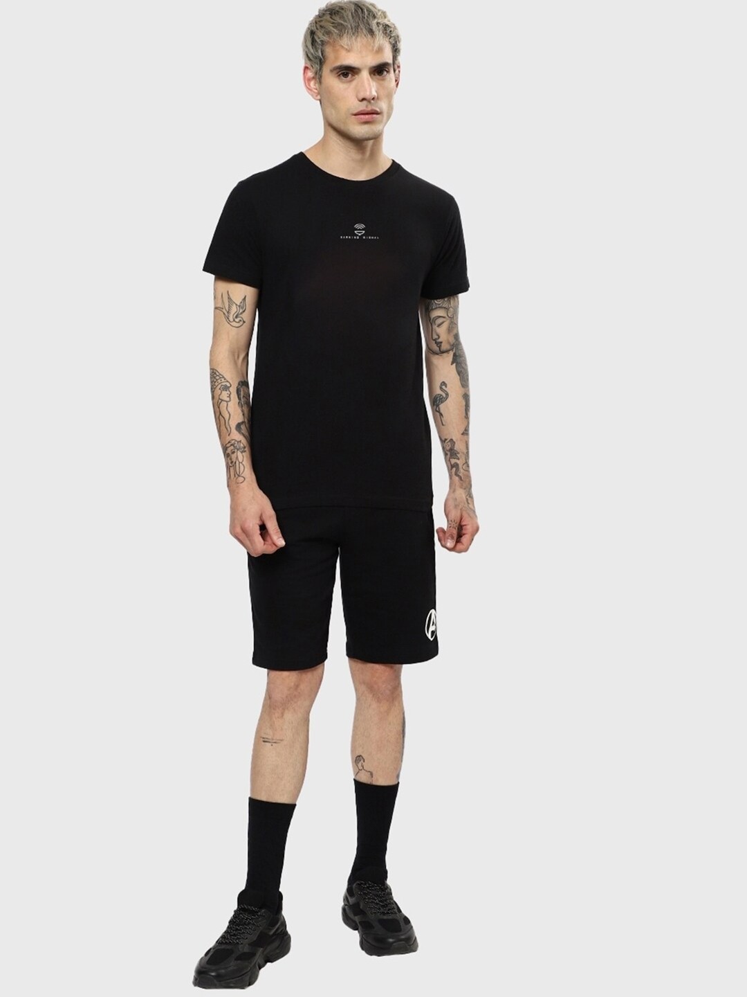 

Bewakoof Men Graphic Printed Cotton T-shirt, Black