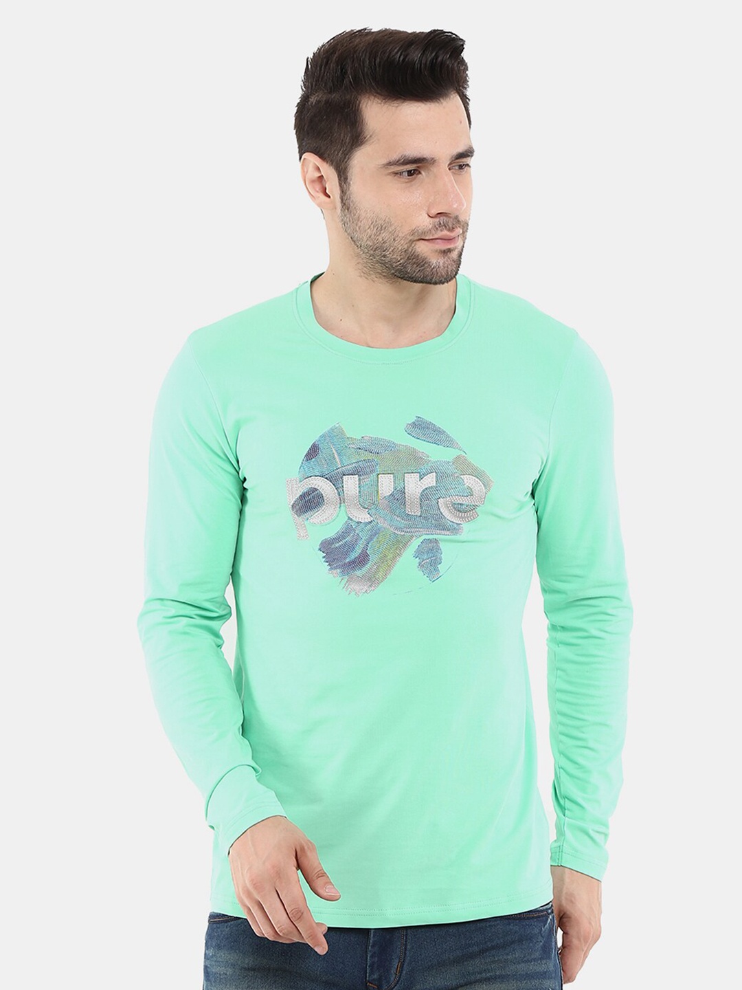 

V-Mart Men Typography Printed Applique Slim Fit Cotton T-shirt, Green