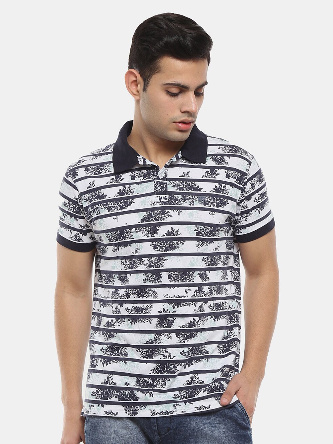 

V-Mart Men Printed Polo Collar Cotton T-shirt, White