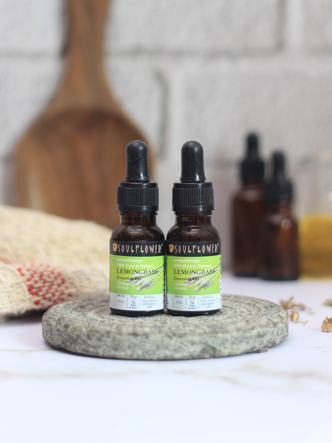 

Soulflower Set of 2 Lemongrass Essential Oils - 15 ml Each, Lime green