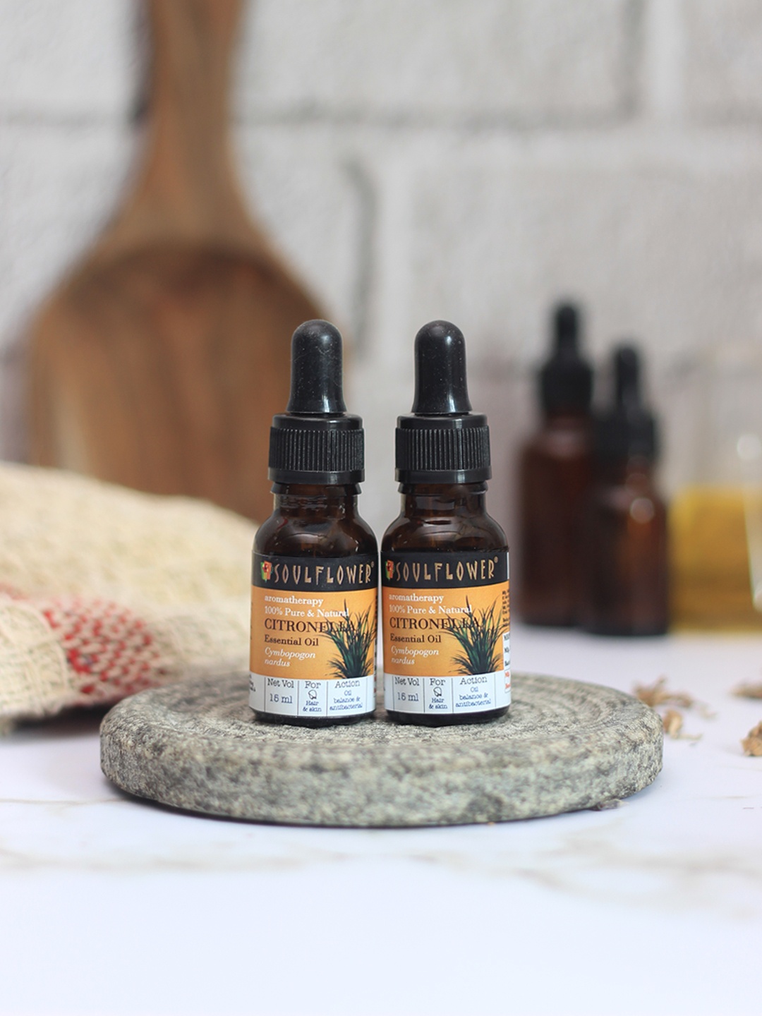 

Soulflower Set of 2 Citronella Essential Oils 15 ml, Yellow