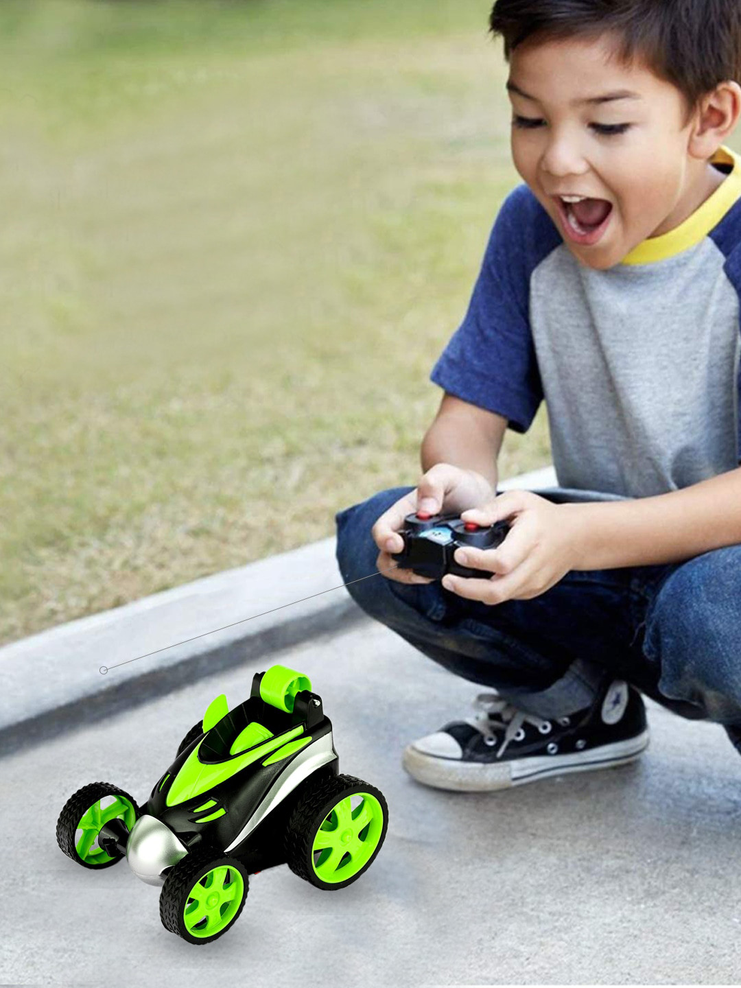 

WEMBLEY Kids Remote Control Stunt Toy Car, Green
